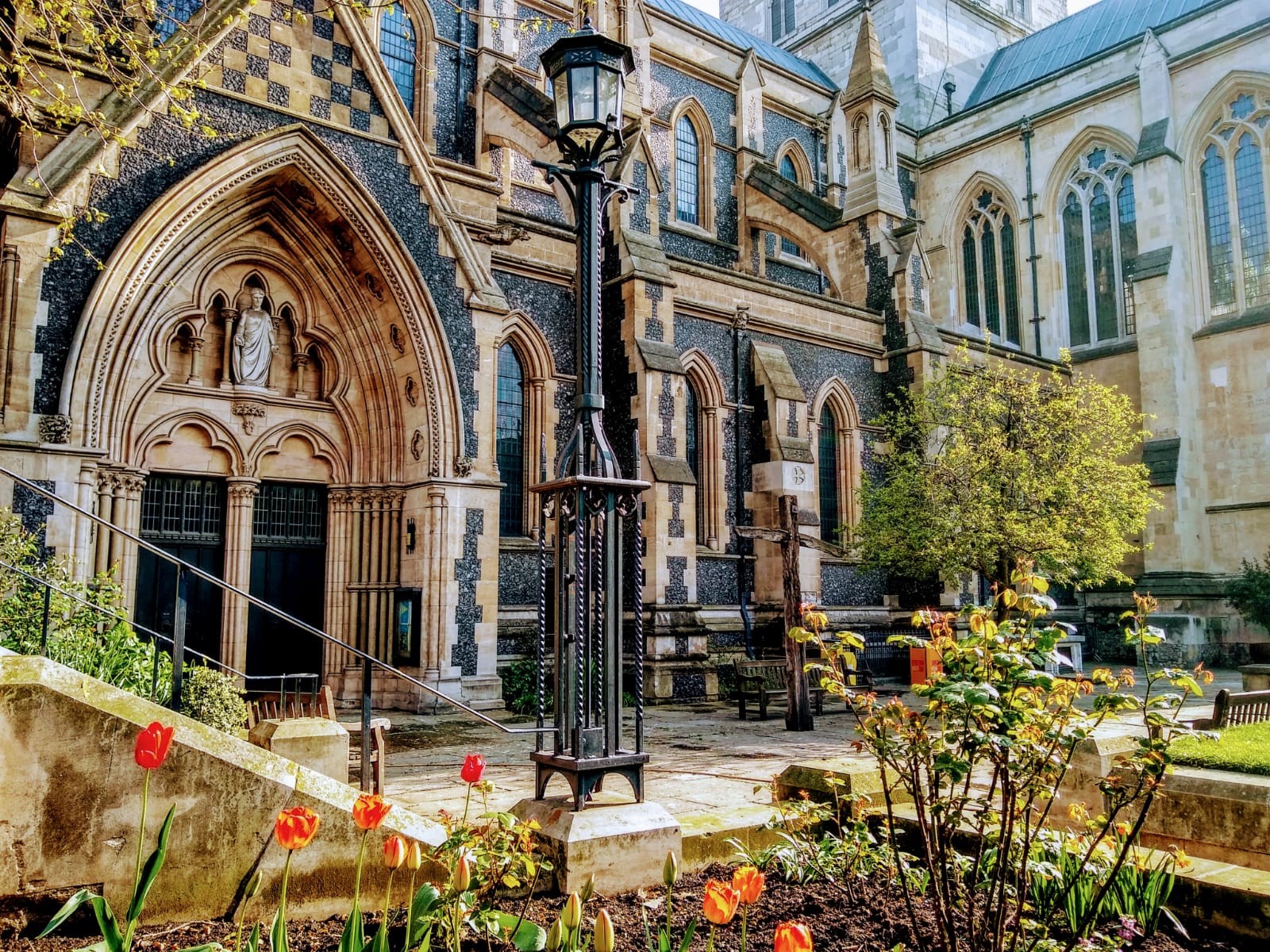 Churchyard - rieysmgjqnh.jpg