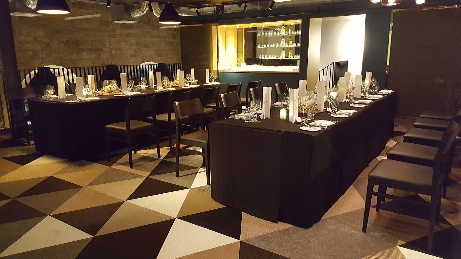 Whole Venue - kkxrwgb5mbz.jpg