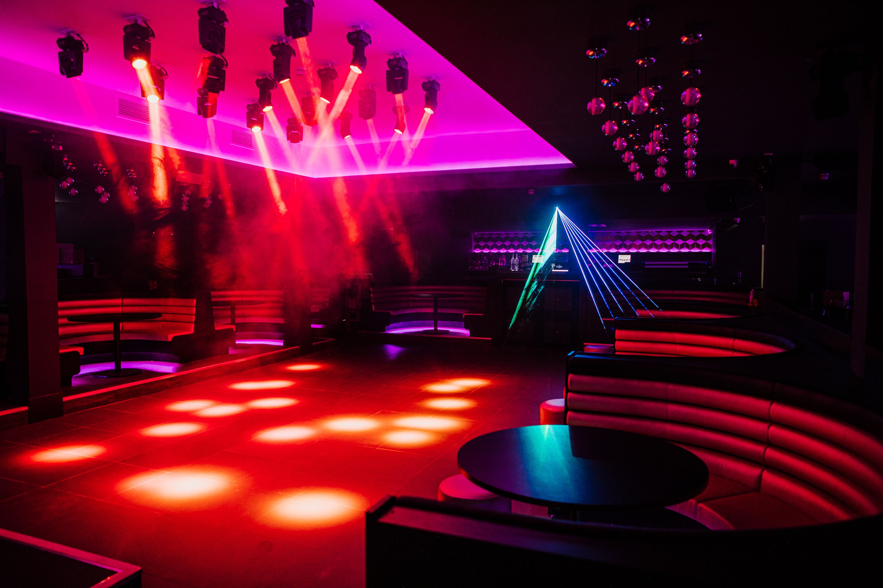 Faces - gnmit4cob52.jpeg