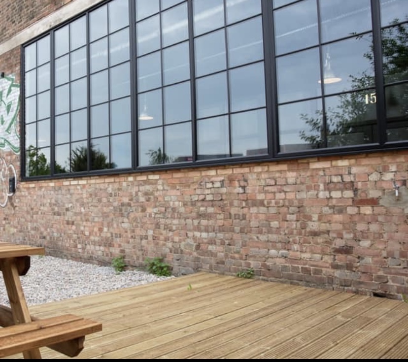 Whole Venue - sy5ez4im3tb.jpg