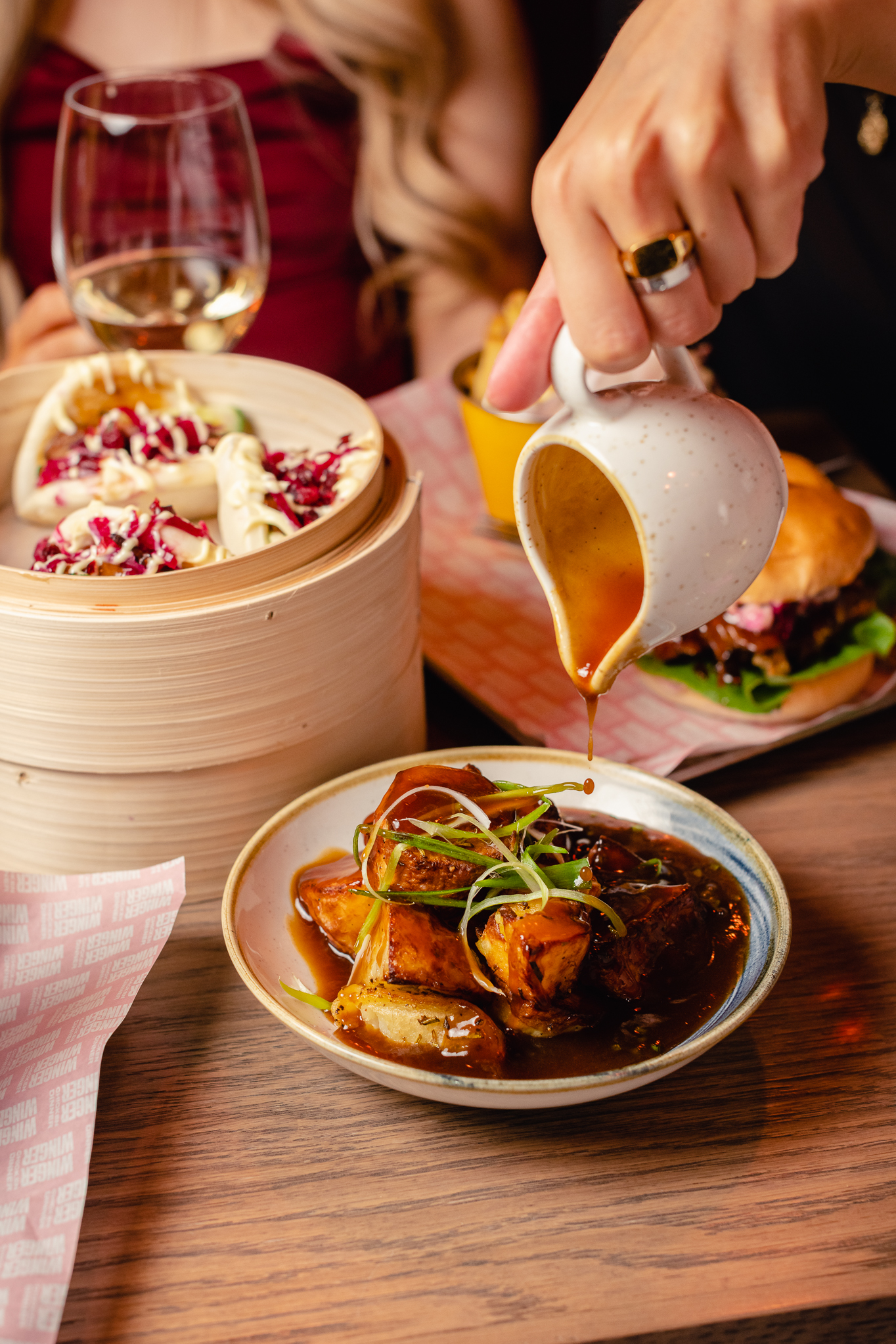 Players Lounge - nbe3ifpc1qp.jpg