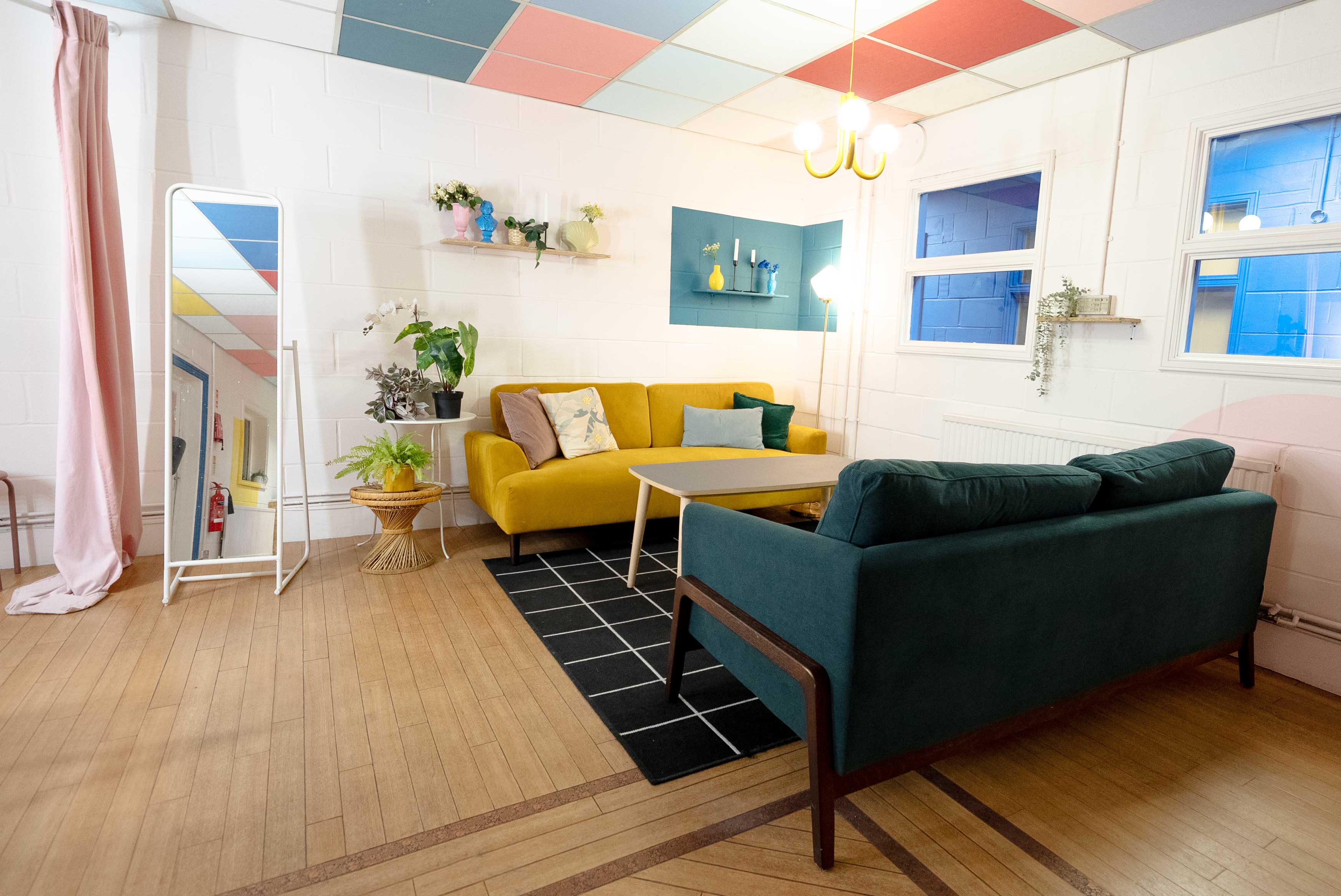 Green Room - cb78c573-f08a-48b2-b9f7-477128ad18f0.jpg