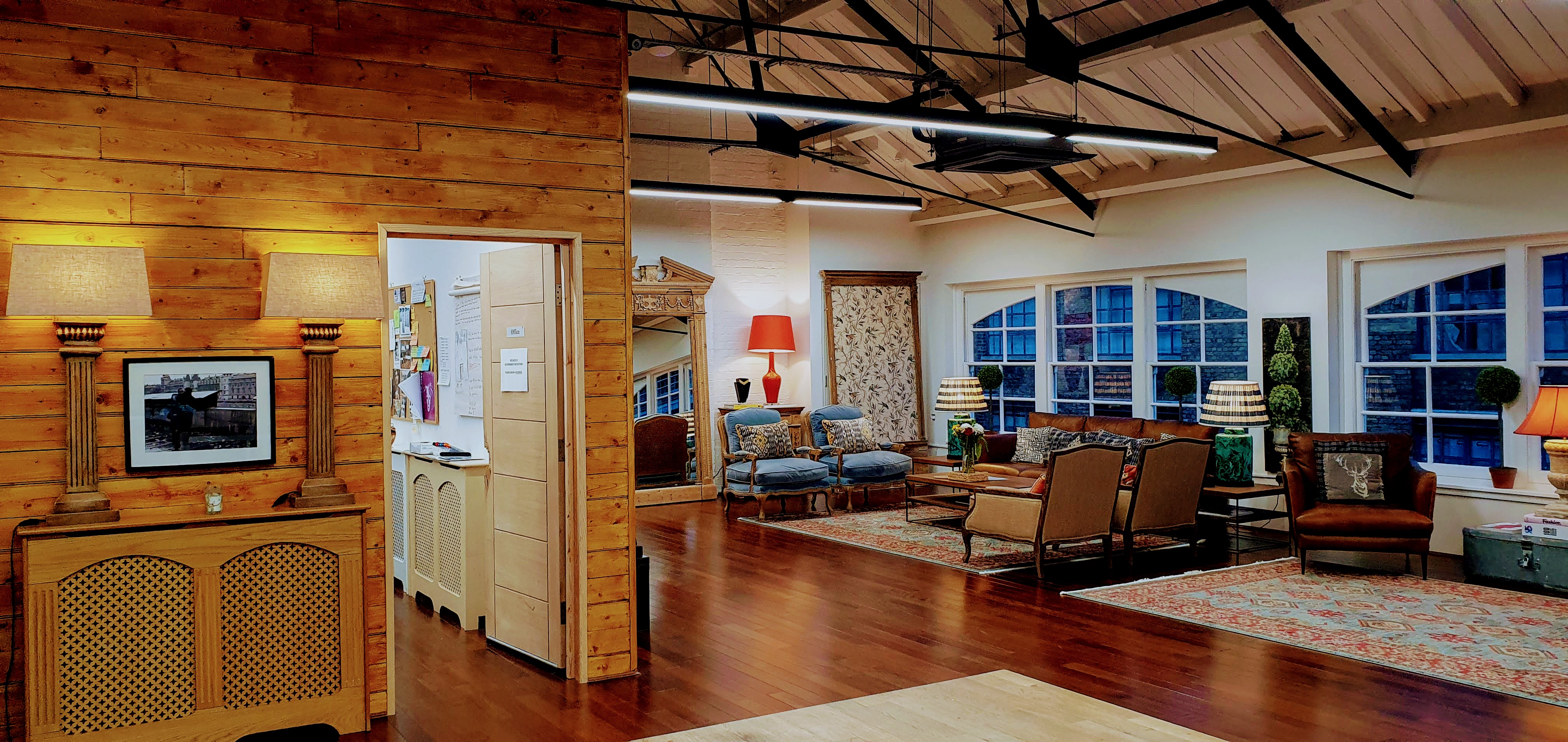 The Chalet - jplfp4dxw1u.jpg