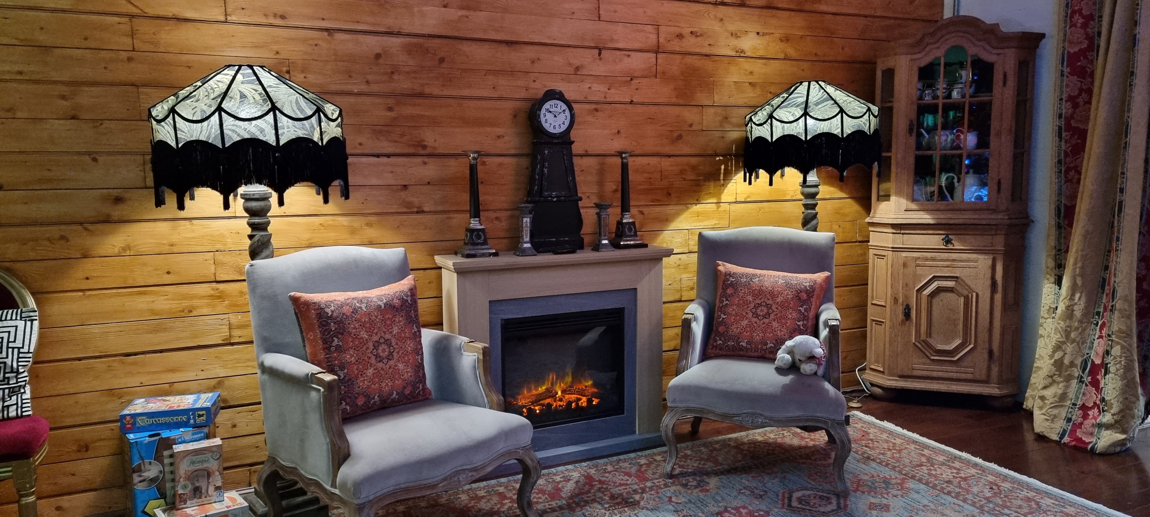 The Chalet - pysffwtx4gy.jpg