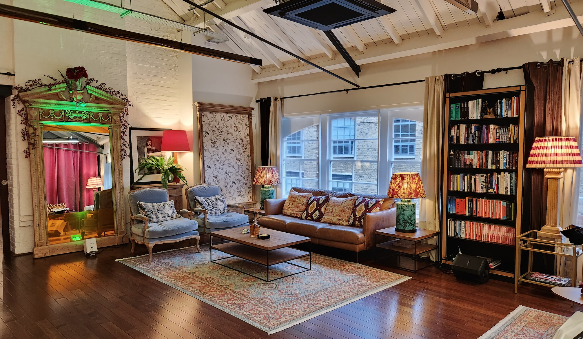 The Chalet - ux2idiwywgs.png