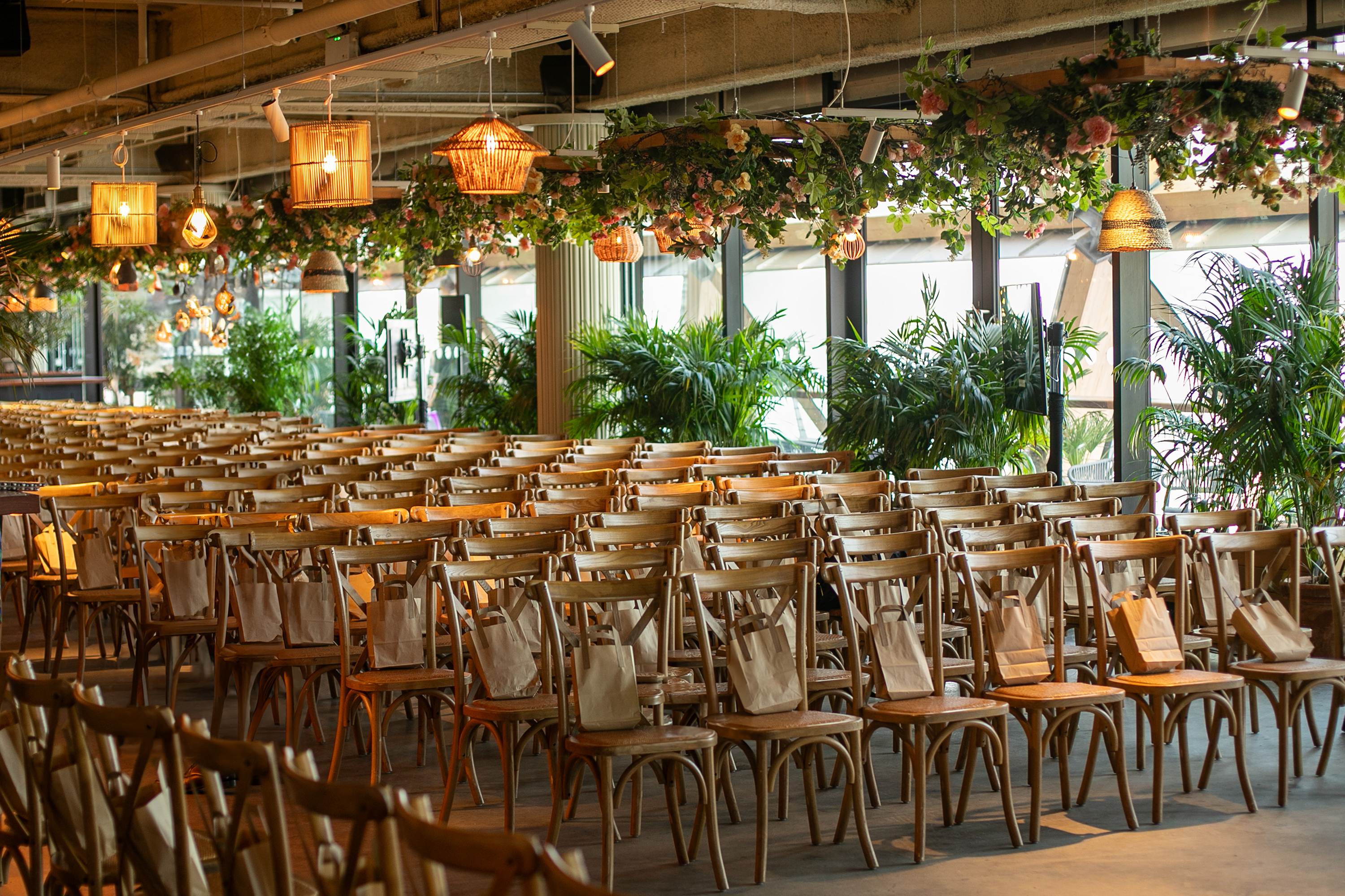 Whole Venue - gd3puq5emyc.png