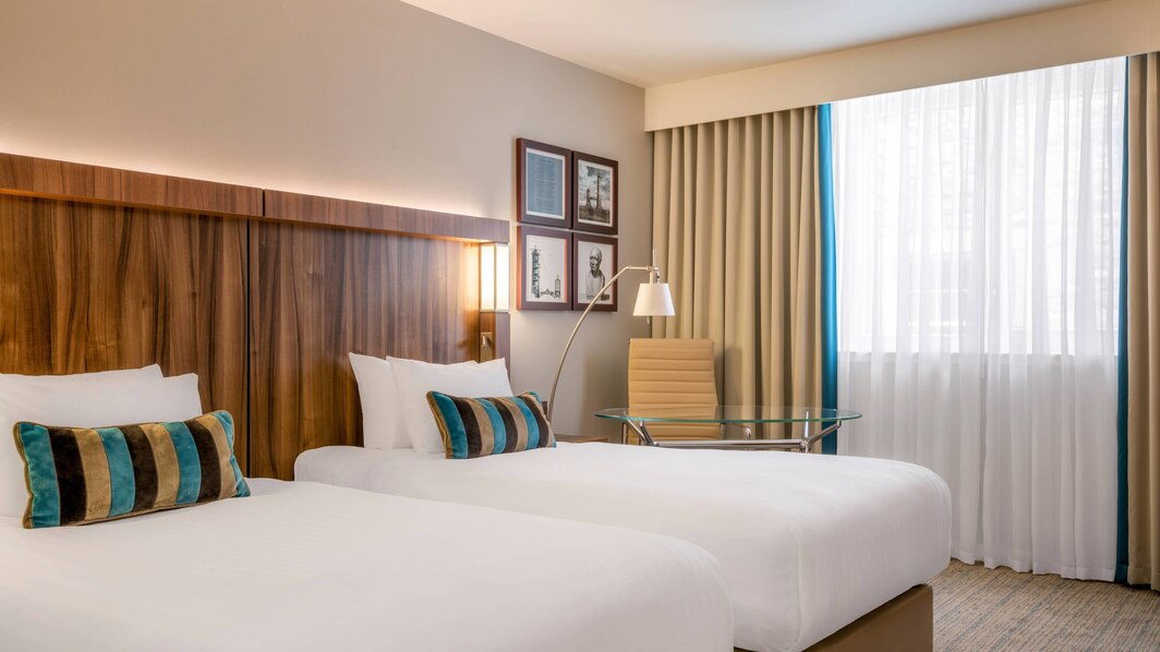 Stevenson Room at Courtyard by Marriott Edinburgh, featuring two beds for events and conferences.