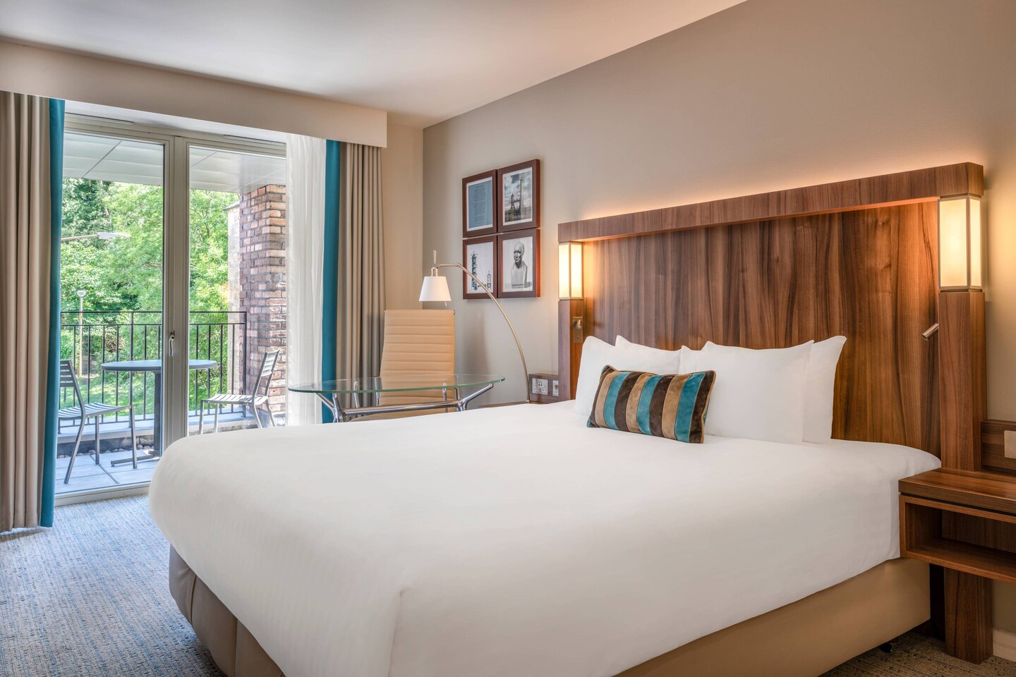 Stevenson Room - rse5um4mqpr.jpeg