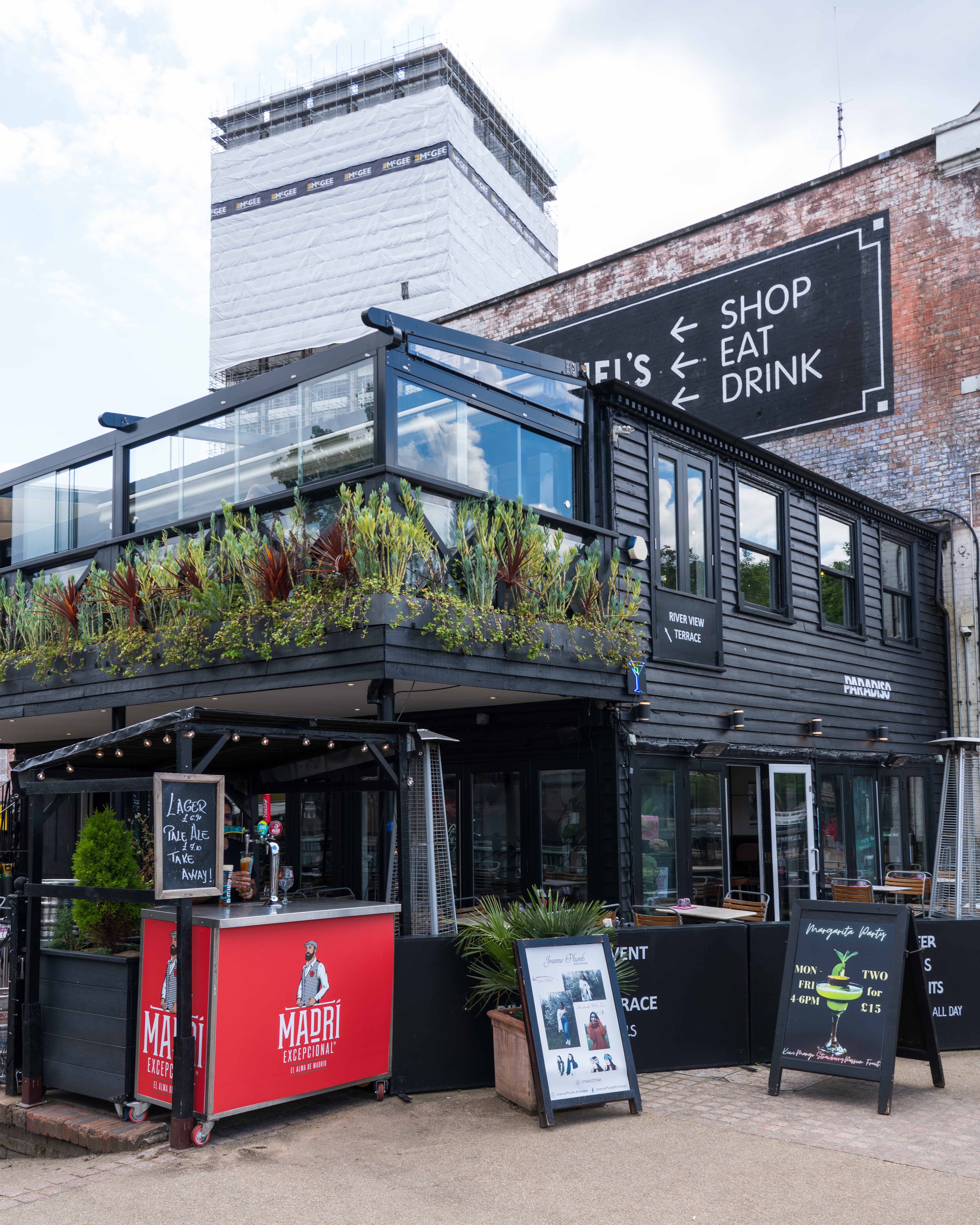 Heated covered terrace in Paradiso London, ideal for events and gatherings.