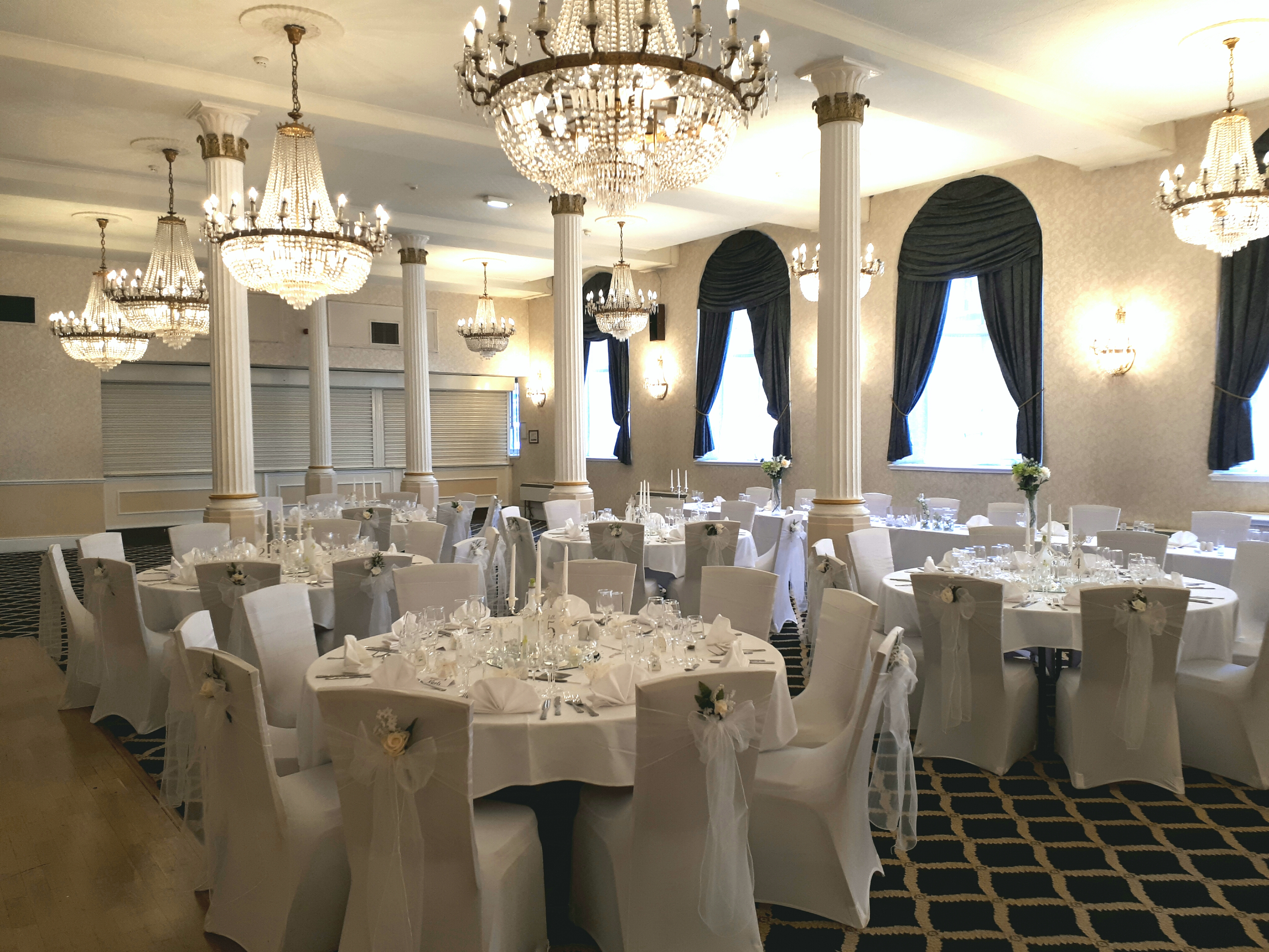 Elegant banquet hall in Britannia Hotel Manchester, perfect for weddings and upscale events.