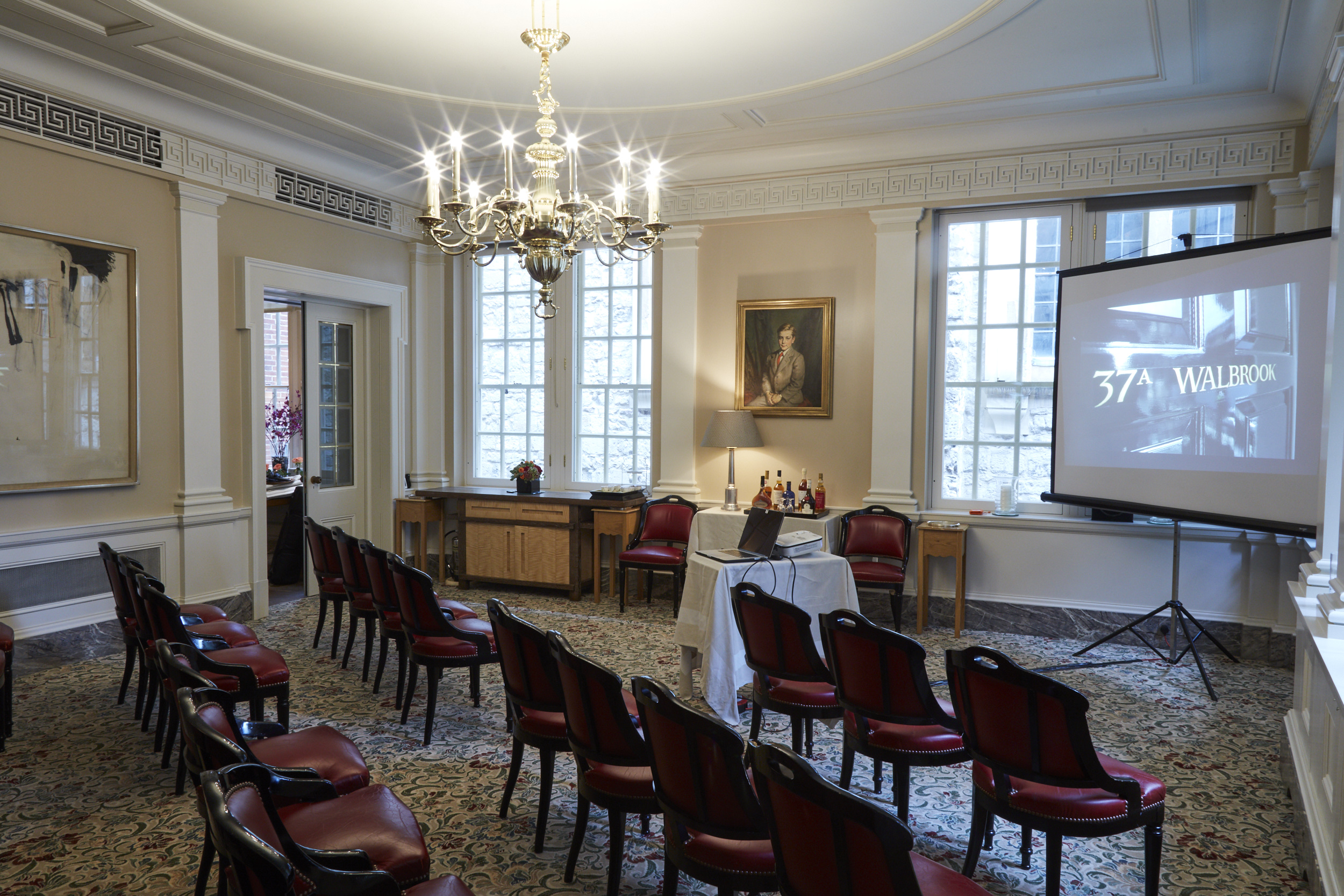 Main Dining Room at The Walbrook Club, elegant decor for meetings and presentations.