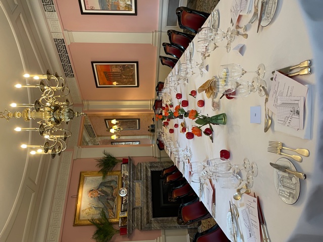 Main Dining Room - pj2tesvgkgg.jpg