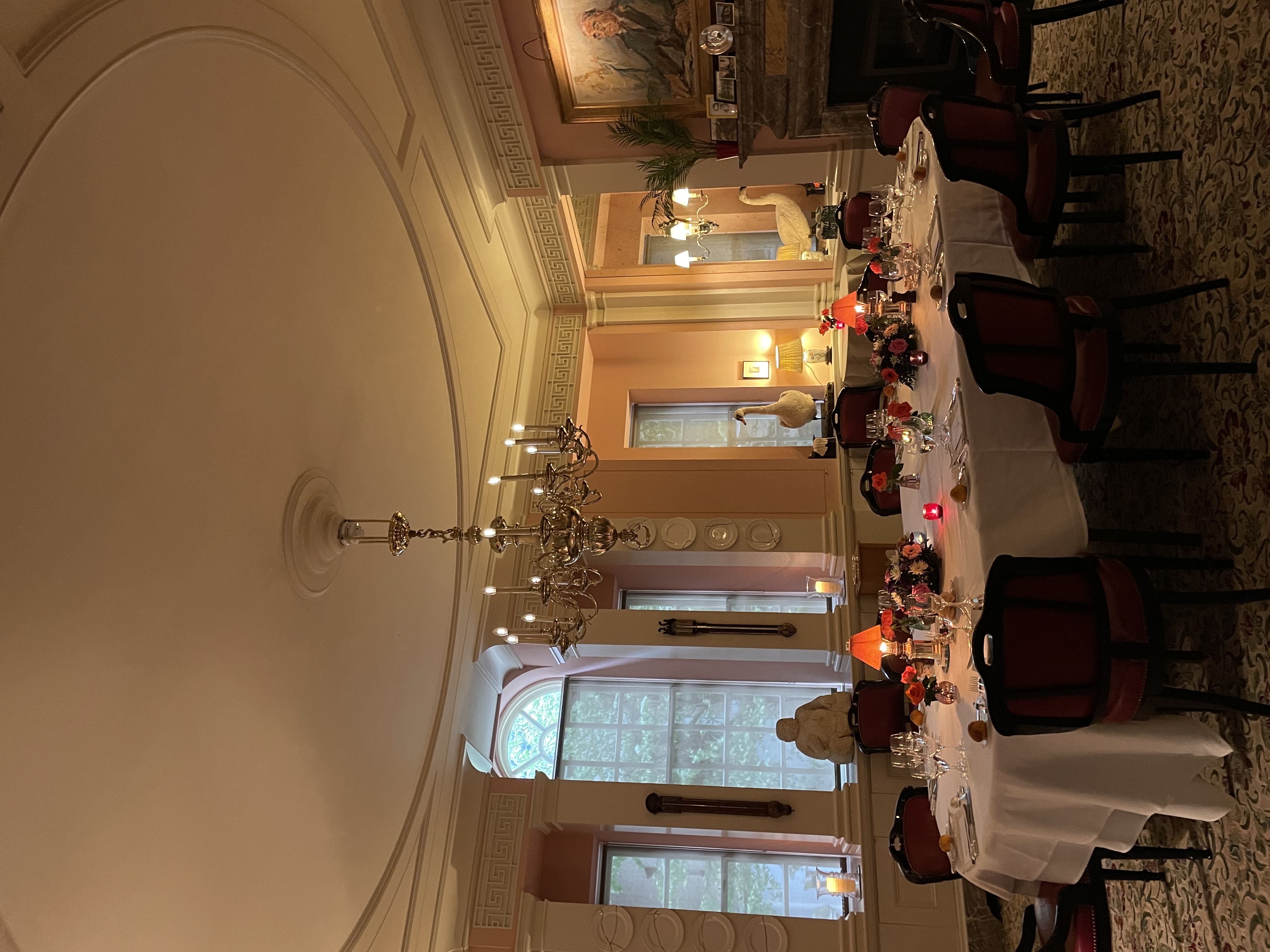 Main Dining Room - qmjksolikyr.jpg