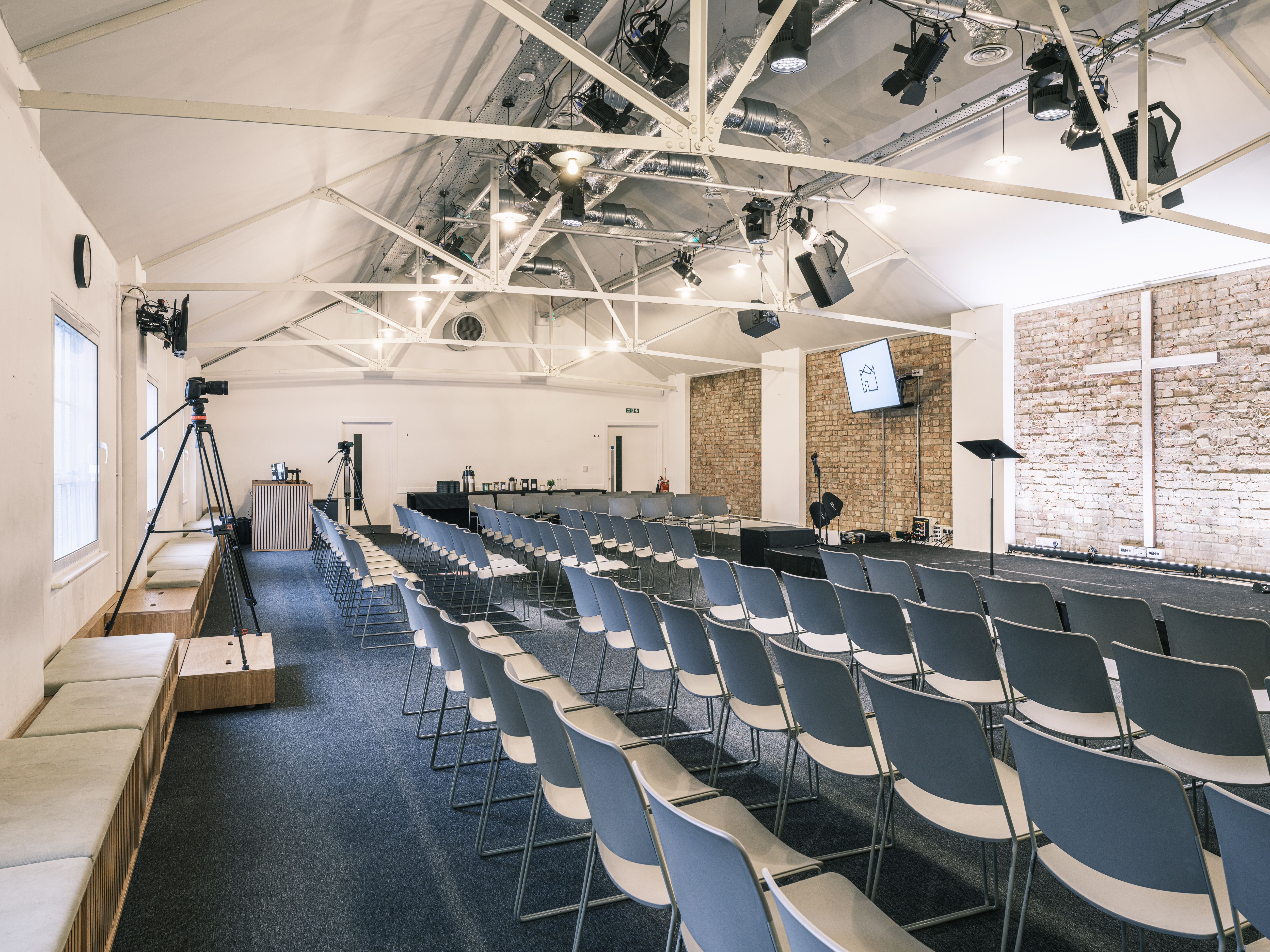 Upper Room - Premium Hybrid Space for Events & Conferences - qgiigk5g5wq.jpg