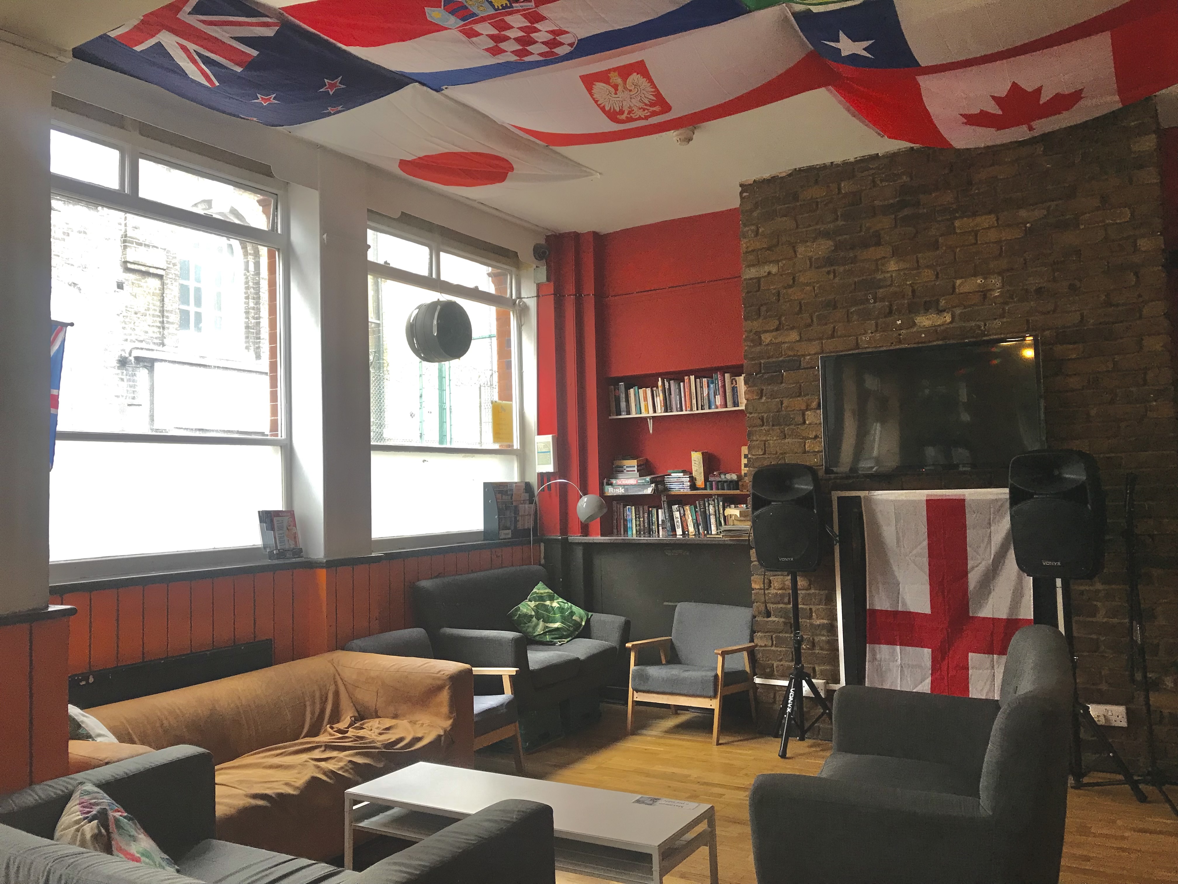 Rustic Irish pub in Marylebone - h51m1irivbi.jpeg