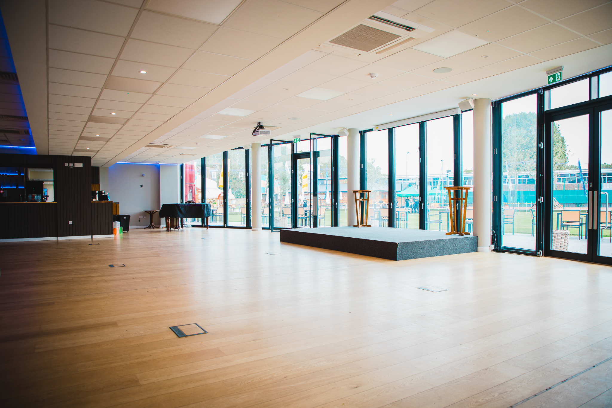 The Oval Room - y52elbgtpm3.png