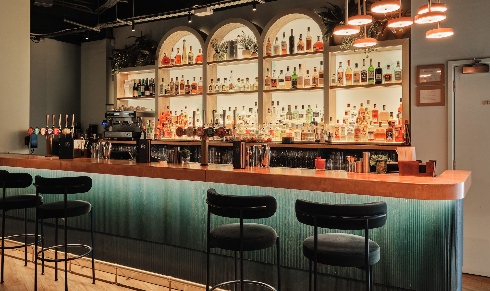 Stylish bar at Clays Canary Wharf, ideal for networking events and cocktail receptions.