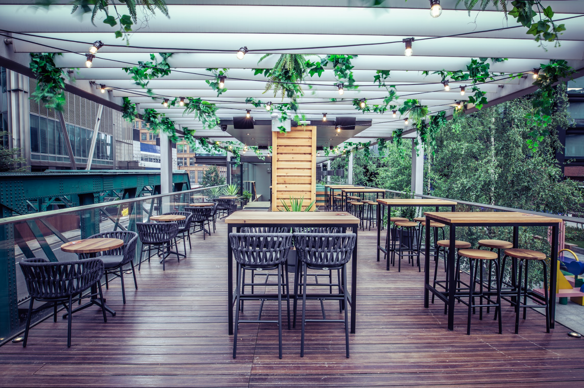 Roof Terrace - cse0h1qvl3m.png