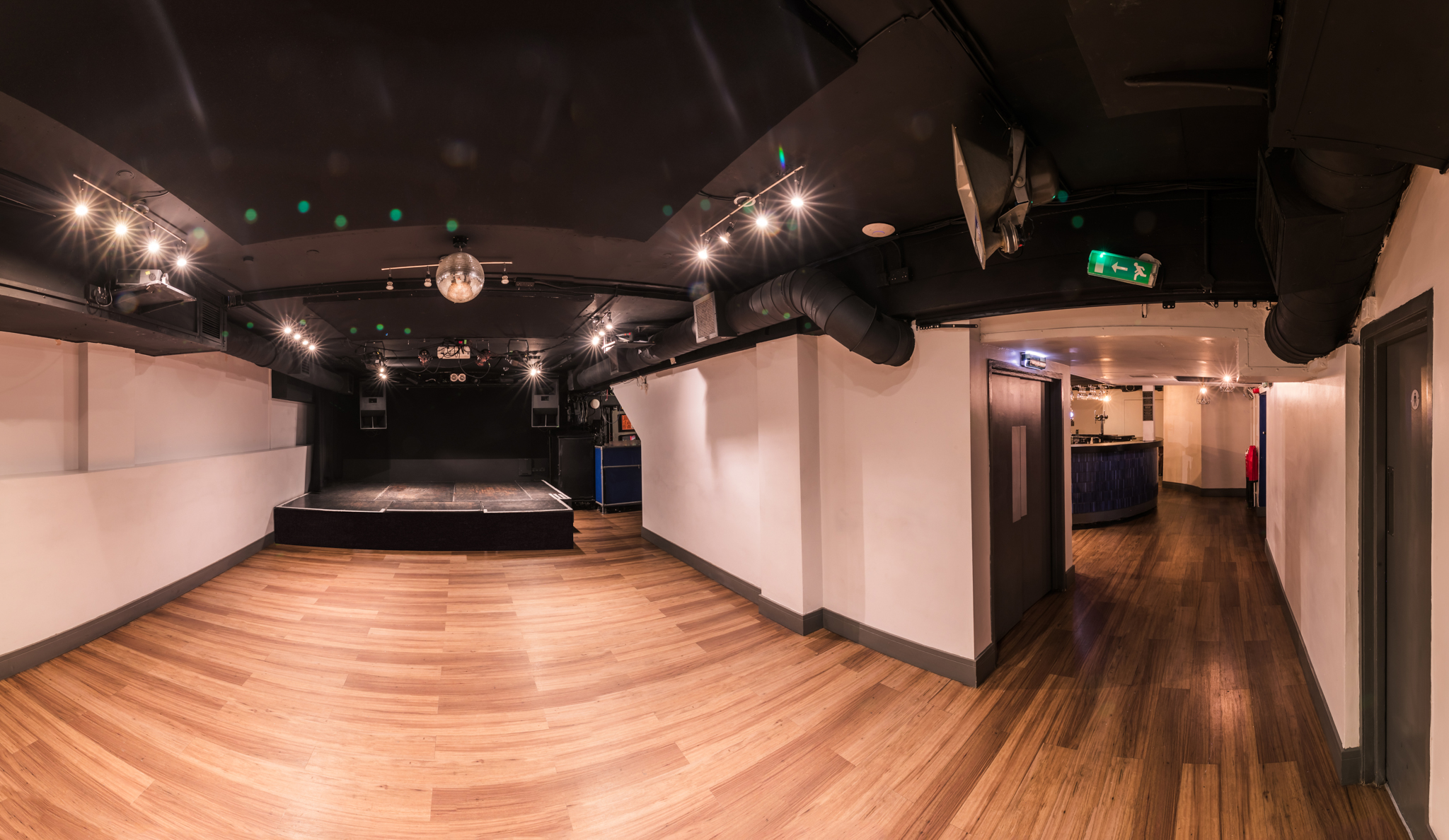 Whole Venue - d3br0tllpsg.jpg