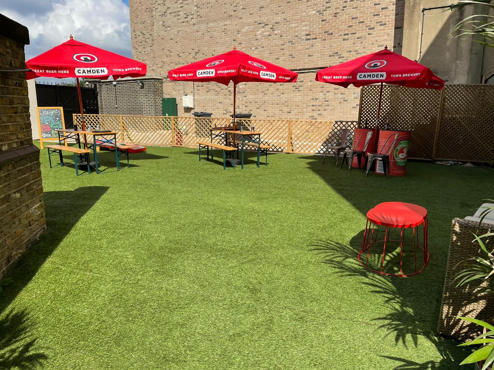 Garden, Conservatory & Dive Bar - tgom1k4idpi.jpg