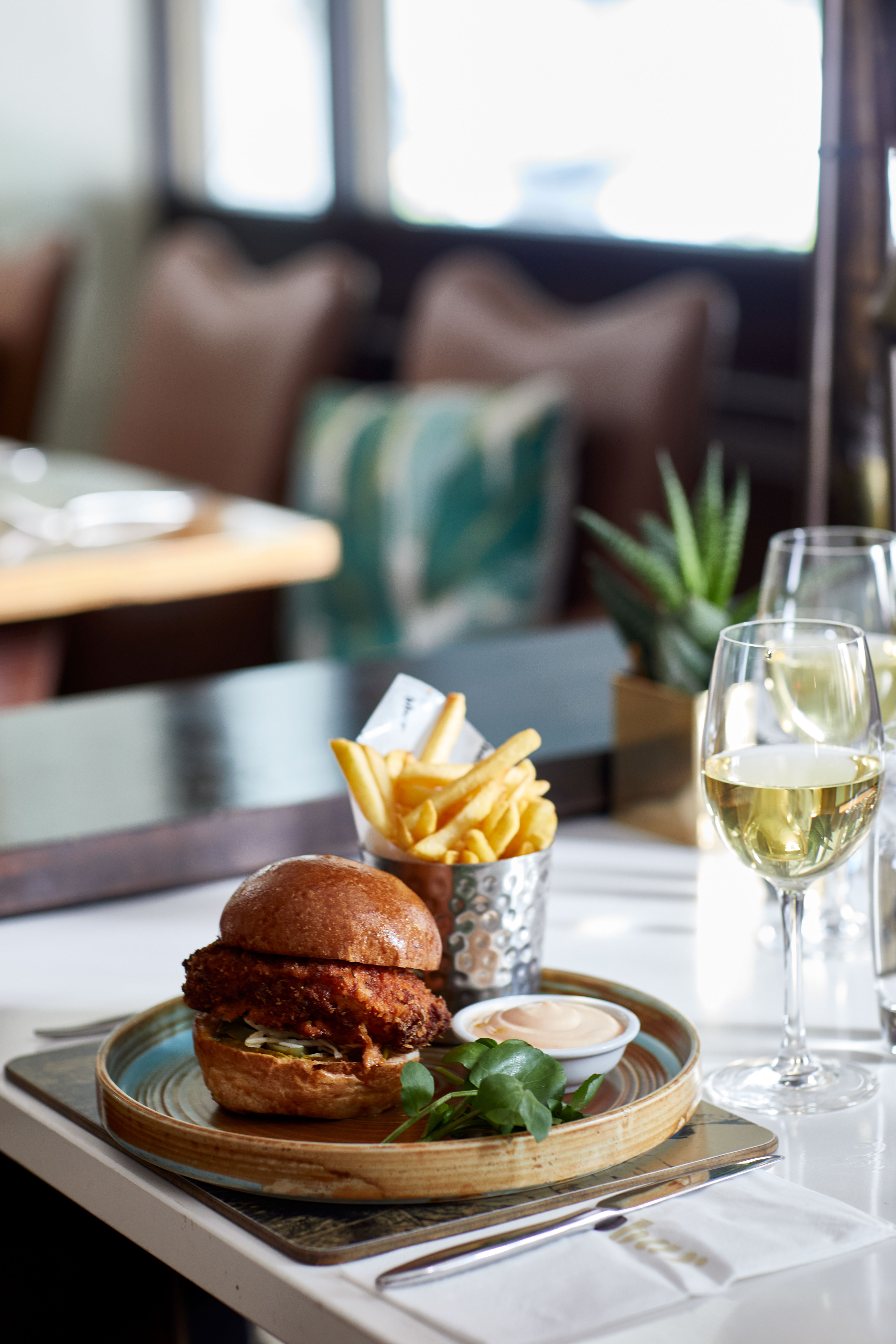 Whole Venue - igxz33po220.jpg