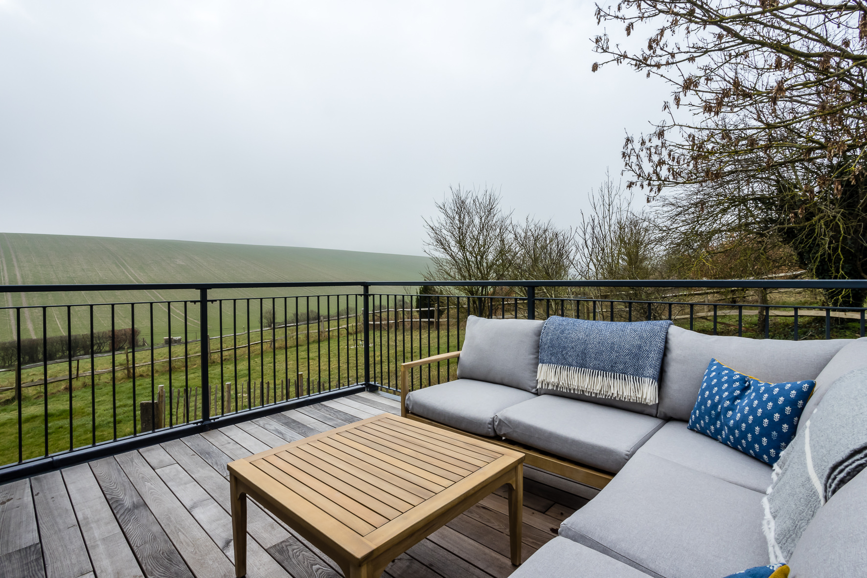 Whole venue - np4r01wbmj0.jpg