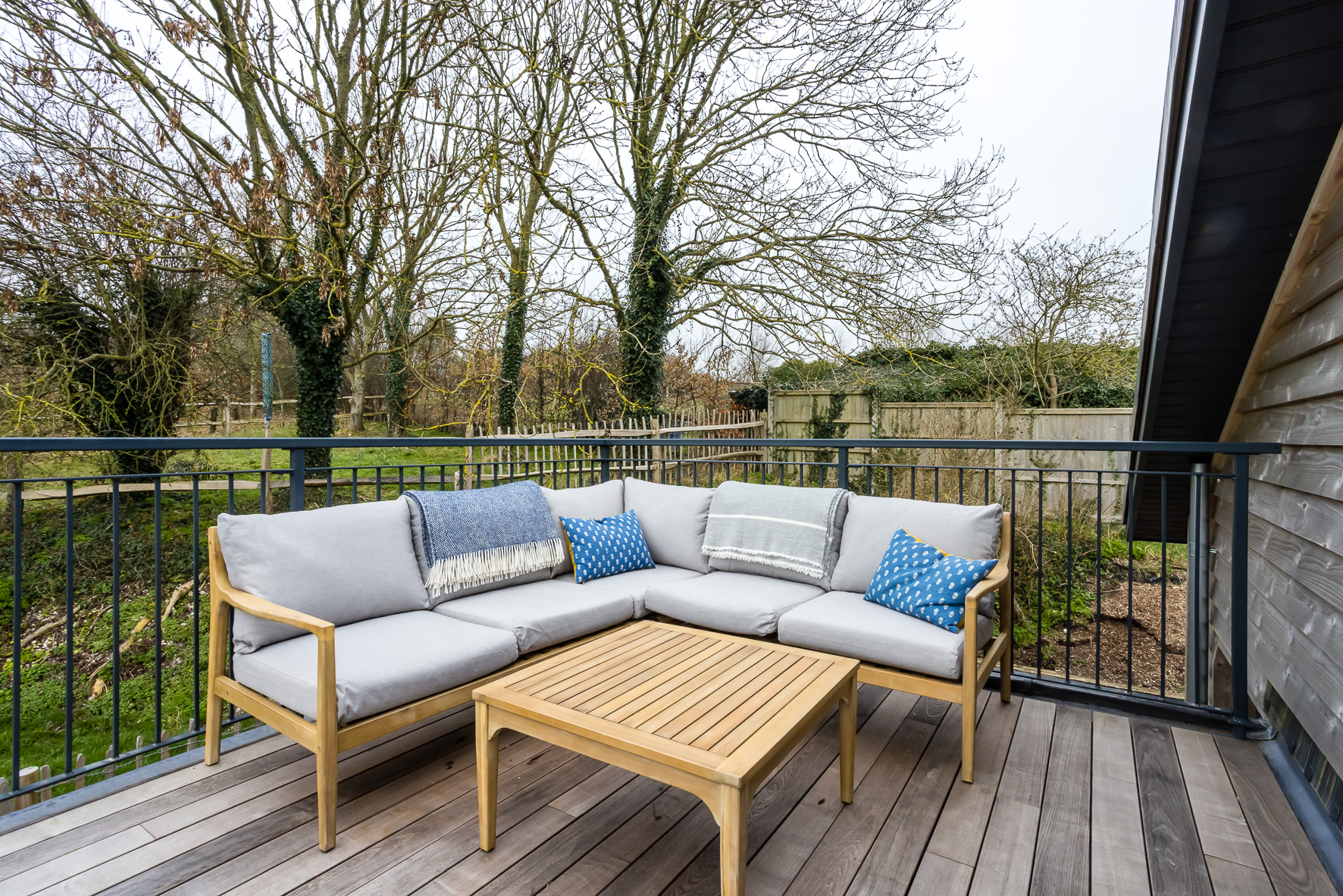 Whole venue - ubzkszzybmy.jpg