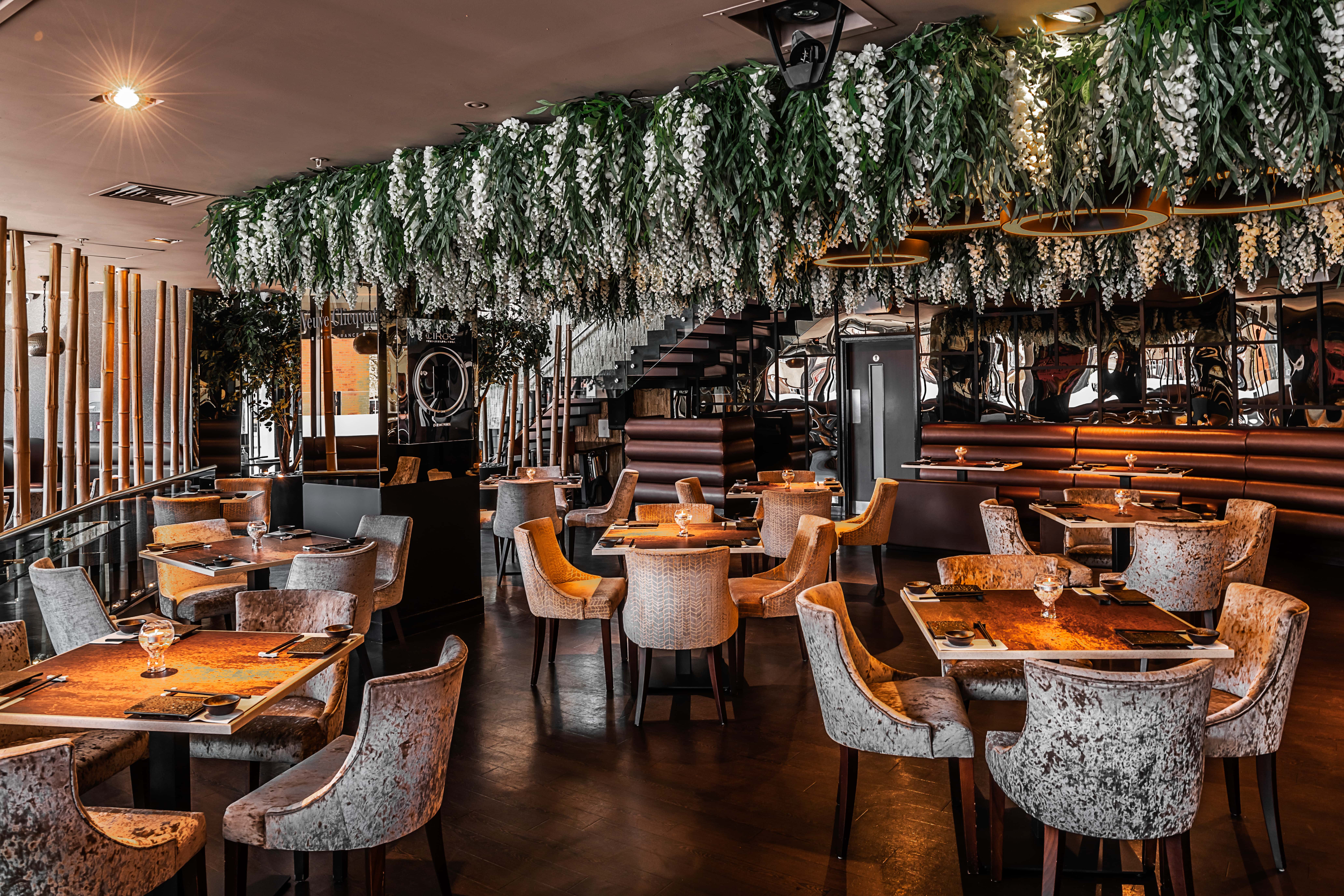 Stylish restaurant lounge with elegant decor, ideal for events and celebrations.