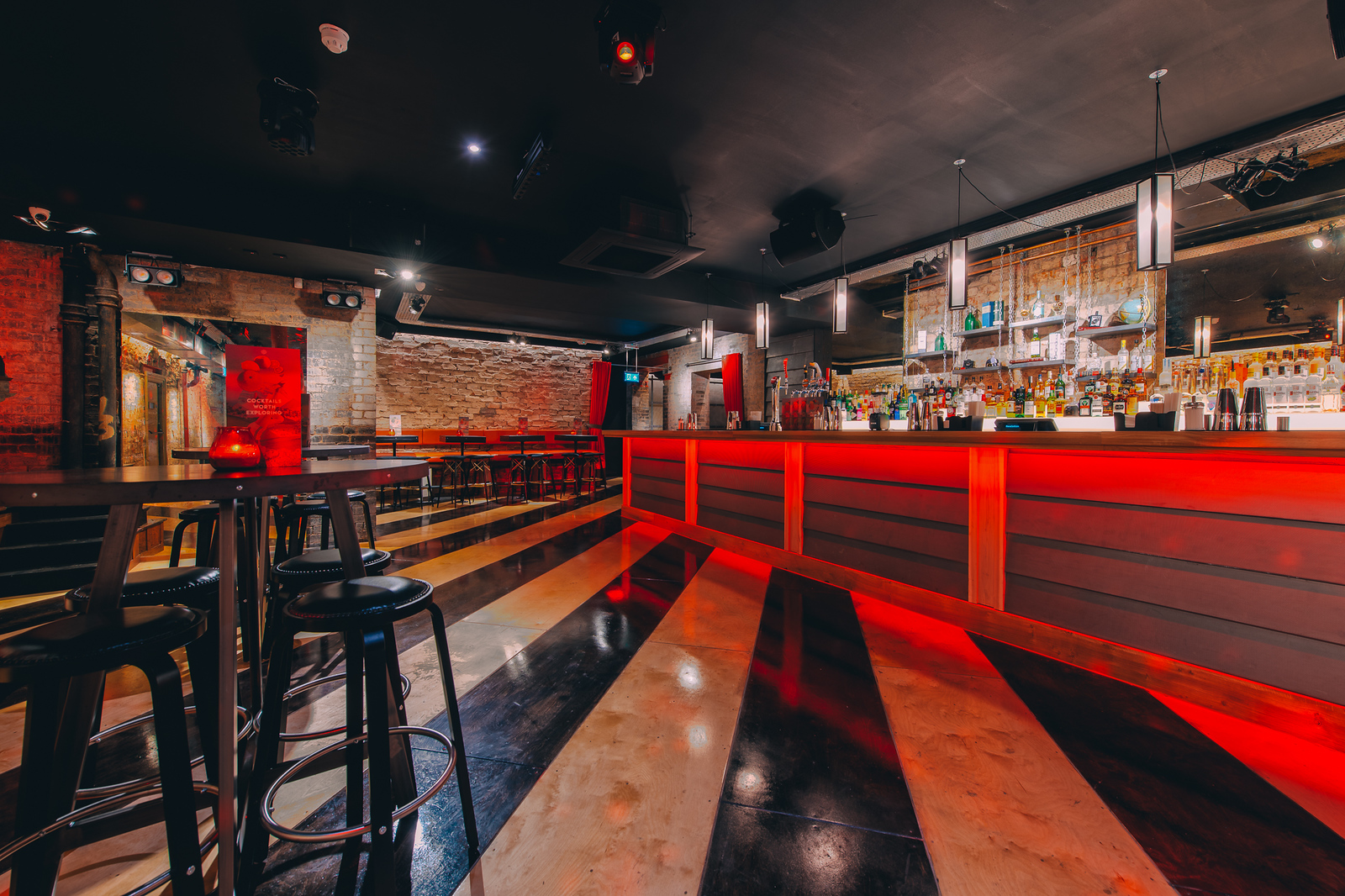 Skye Bar  - zxflph25c5k.jpg