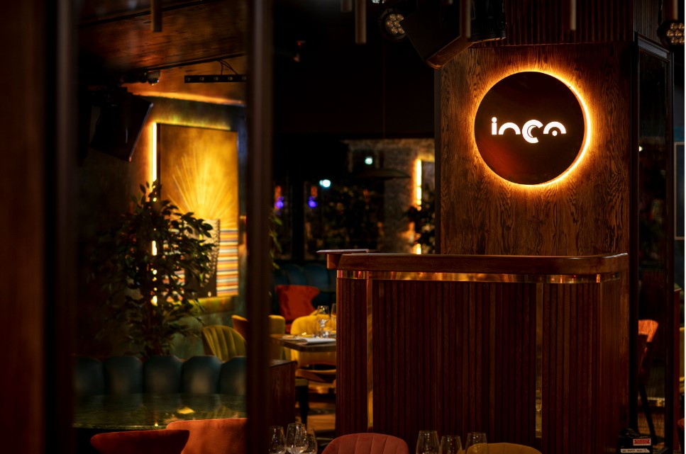 The Main Room - 0h5sug0lr4j.jpg