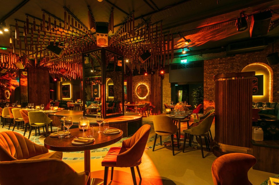 The Main Room - oxi0qov0xw3.jpg