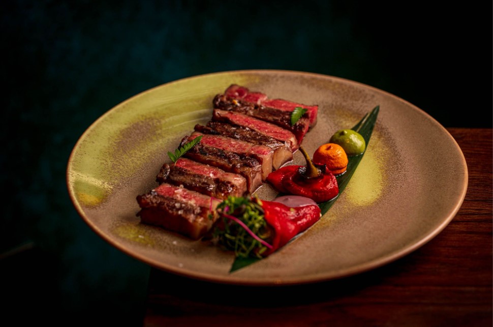 The Main Room - bpkrvfjbmu1.jpg