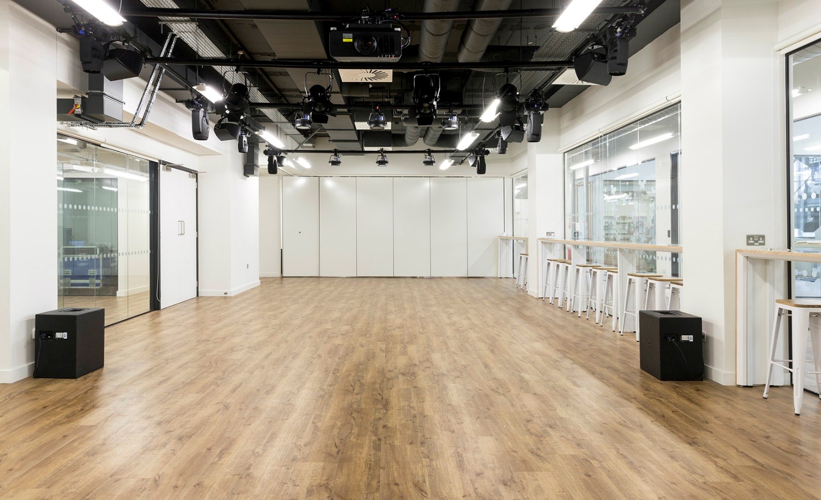 Cocoon Space - nf3txunwihi.jpg