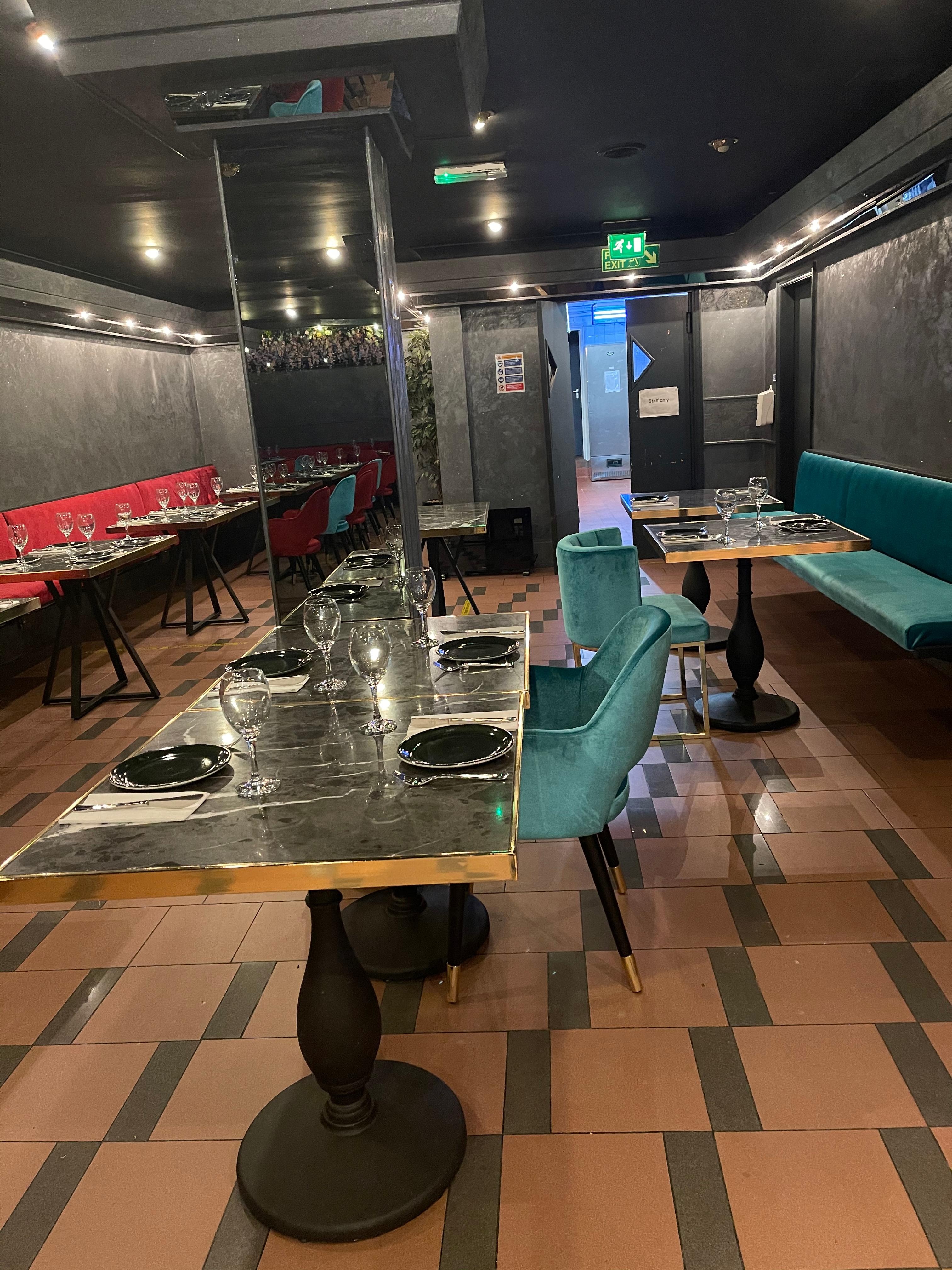 Zeo’s London - ljzd3dfjcxu.jpeg