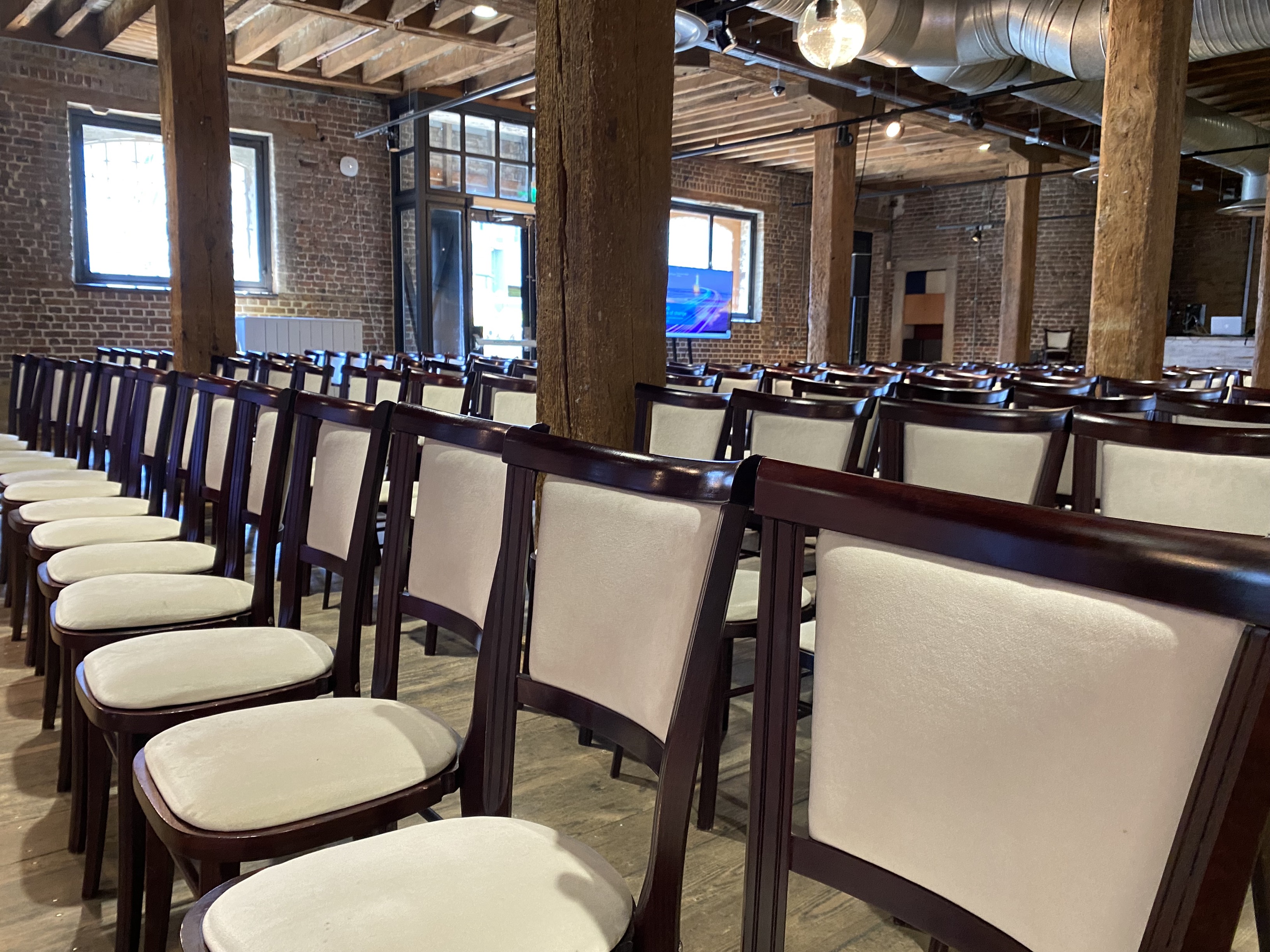 Riverside Room - xpg1luxsn1u.png