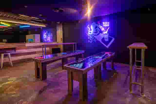 Boom Battle Bar