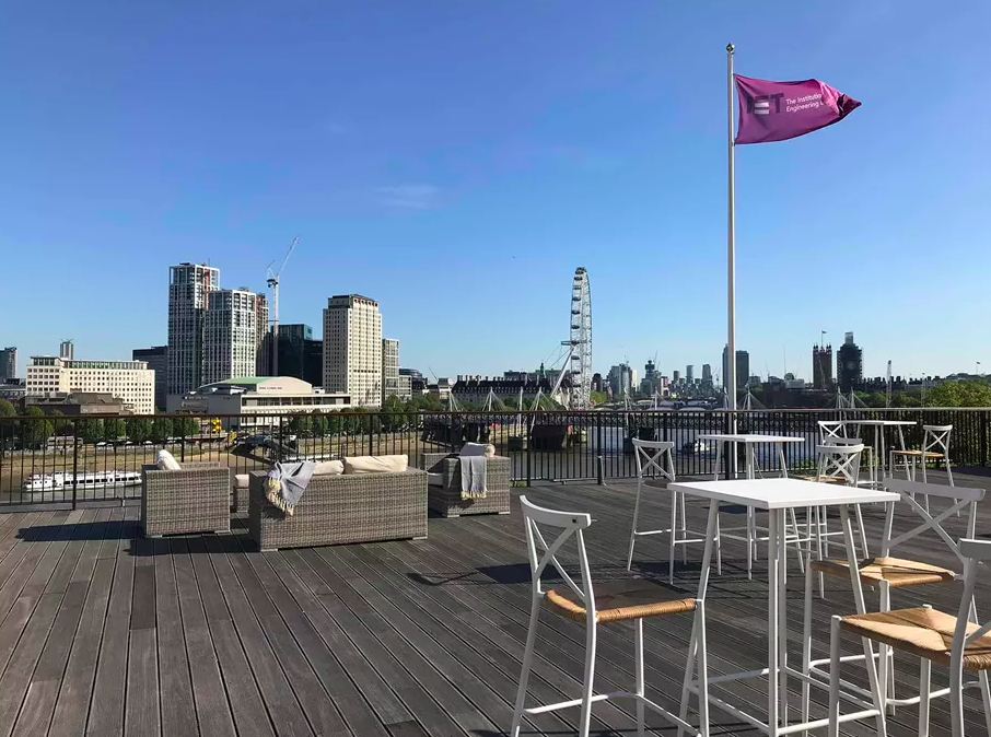 London rooftop venue with city views - event reception