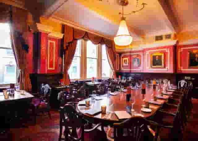 The Victorian Lounge