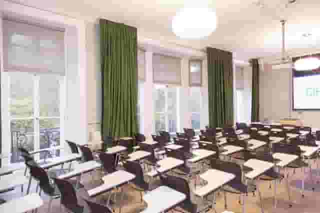Notting Hill Room