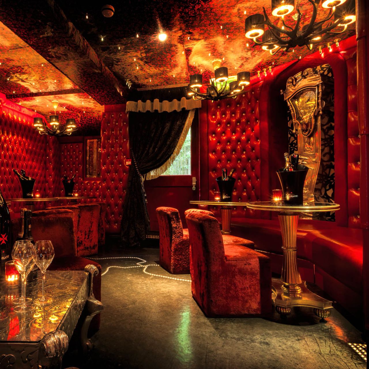 The Red Room - sxtrclwp3vf.jpeg