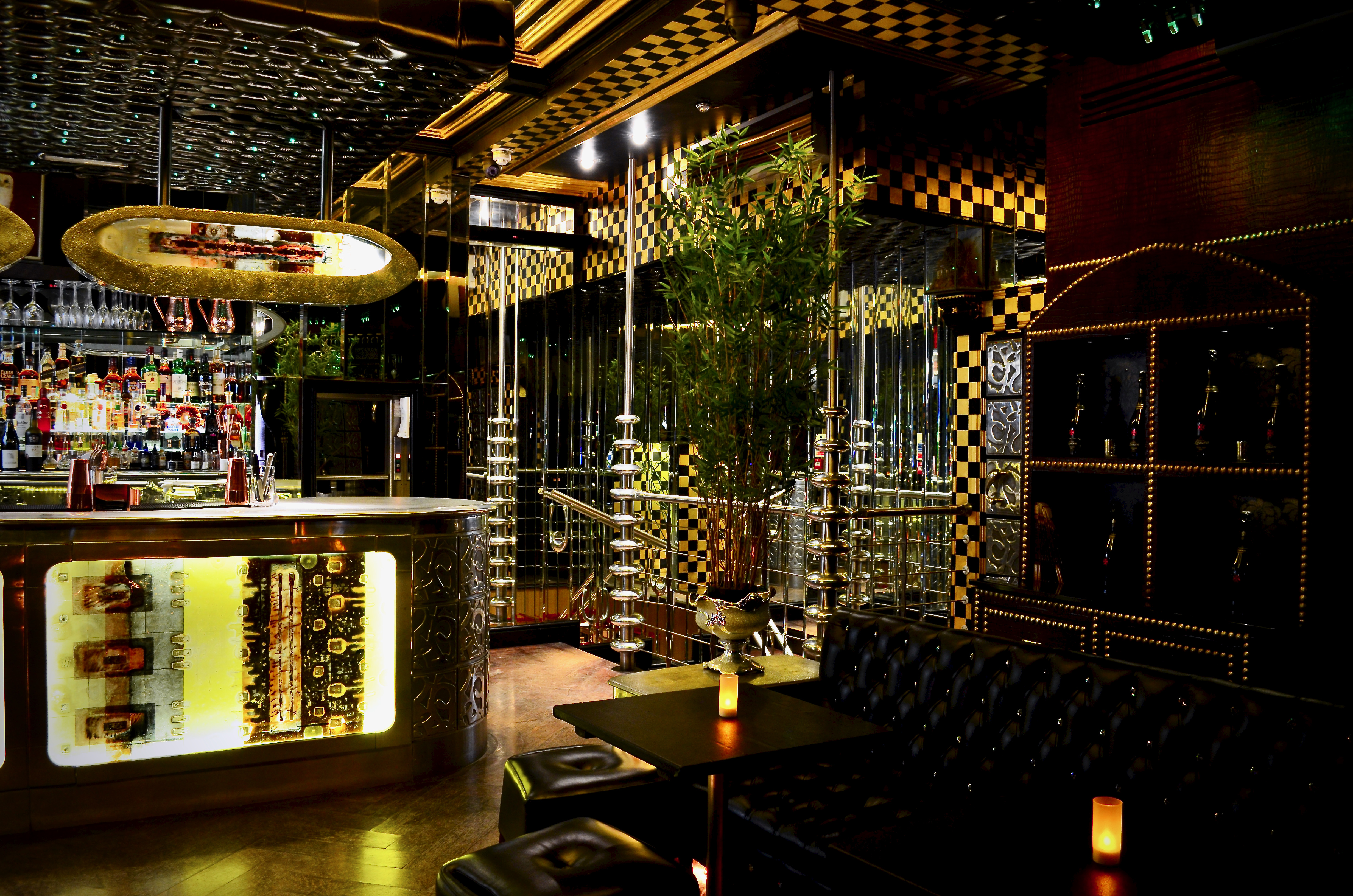 The Main Bar - zujinqigt4a.jpeg