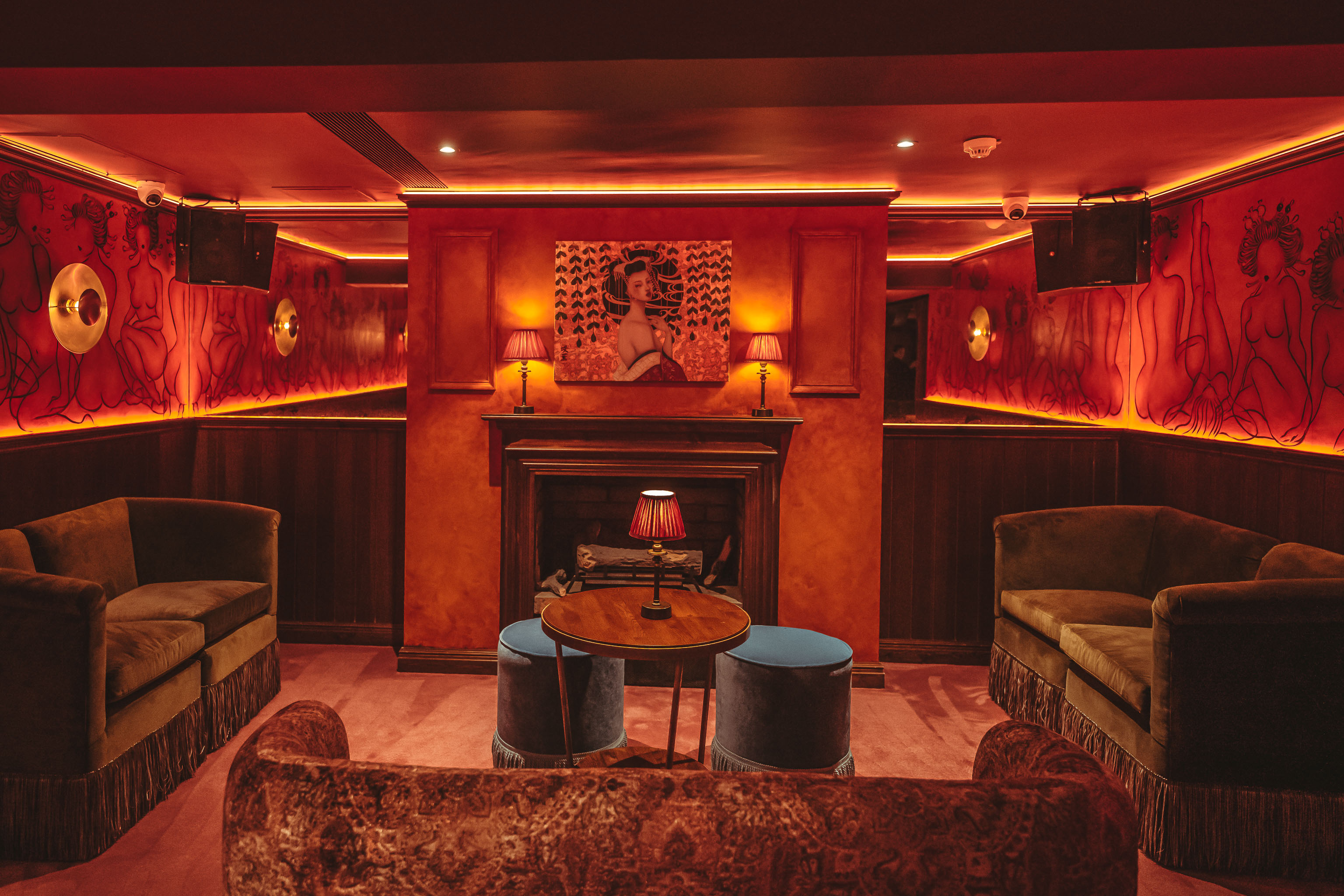 The Clubhouse - 4lok5slj3nx.jpg