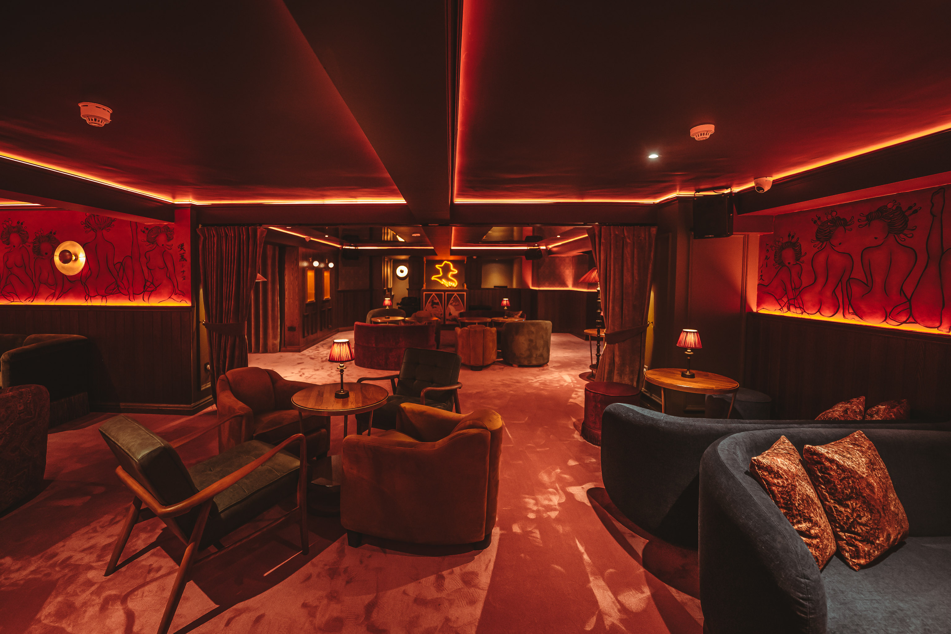 The Clubhouse - ceqr0usswmw.jpg