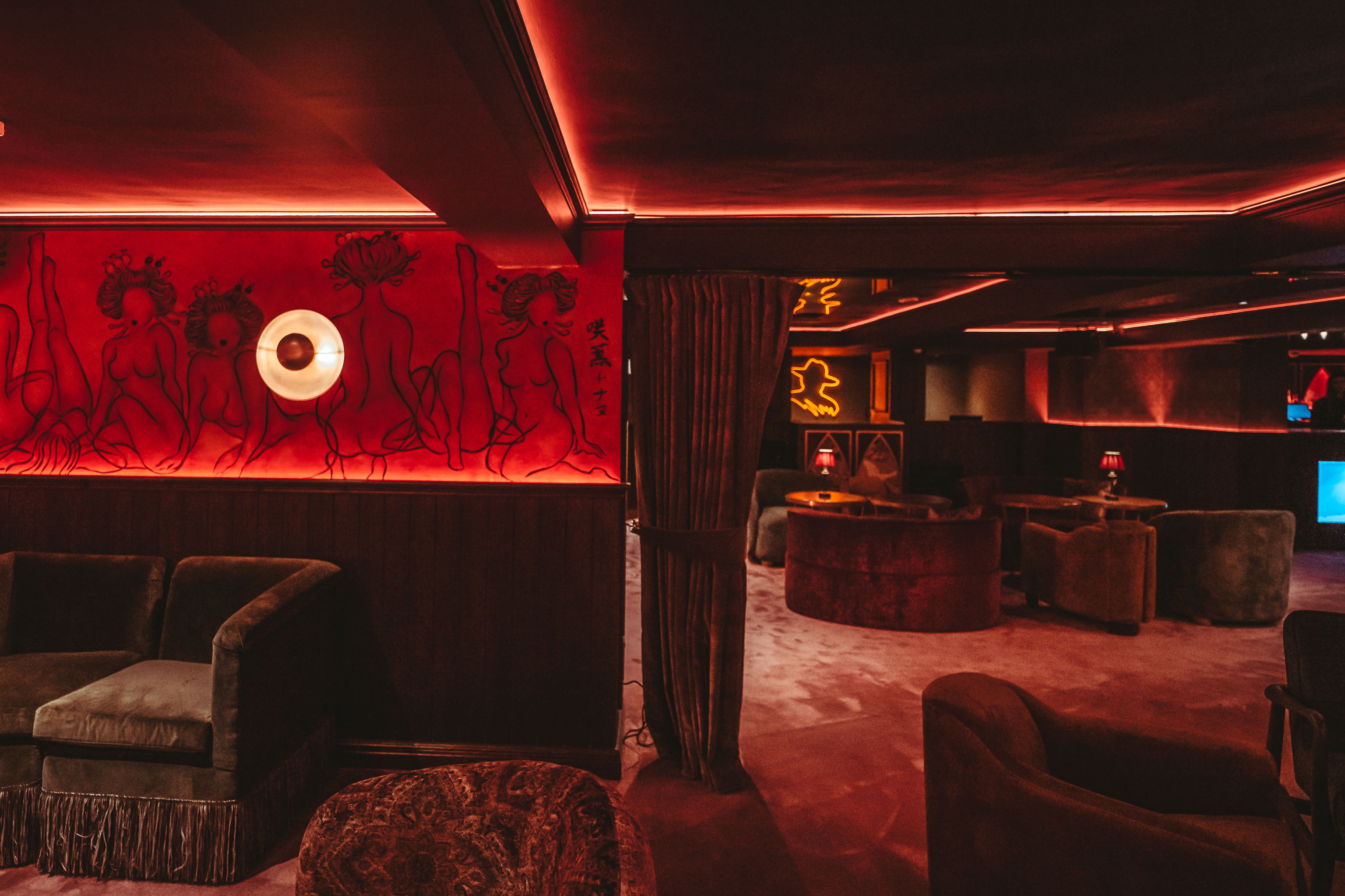 The Clubhouse - xmslhjdmyok.jpg