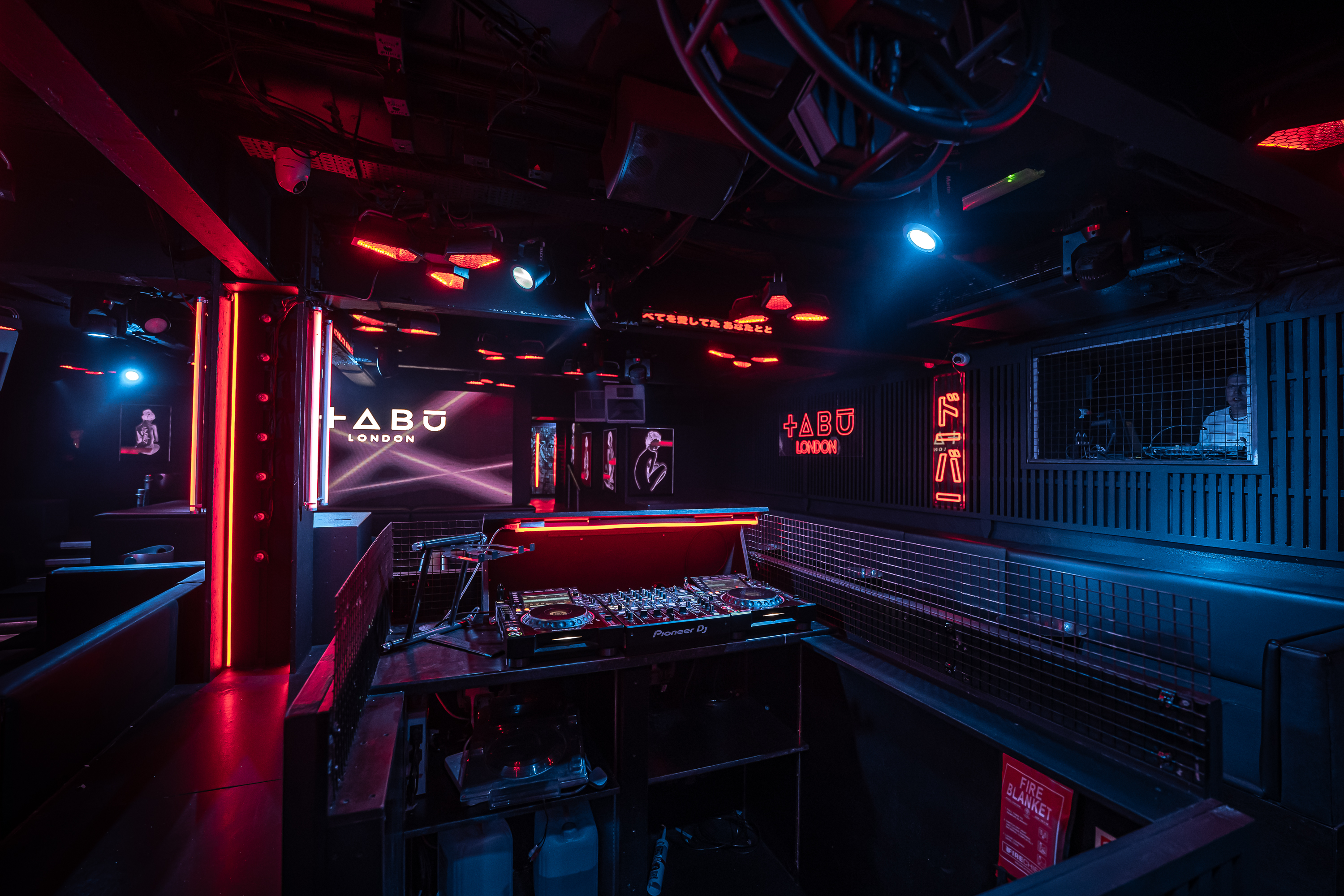 LVL Down - rtb1rl0lrmi.jpg