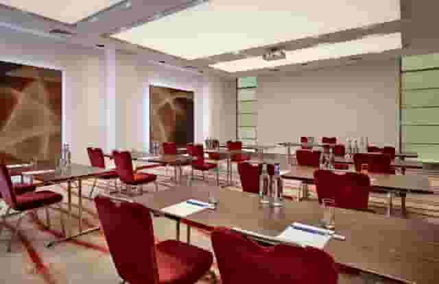 Park Plaza Victoria London