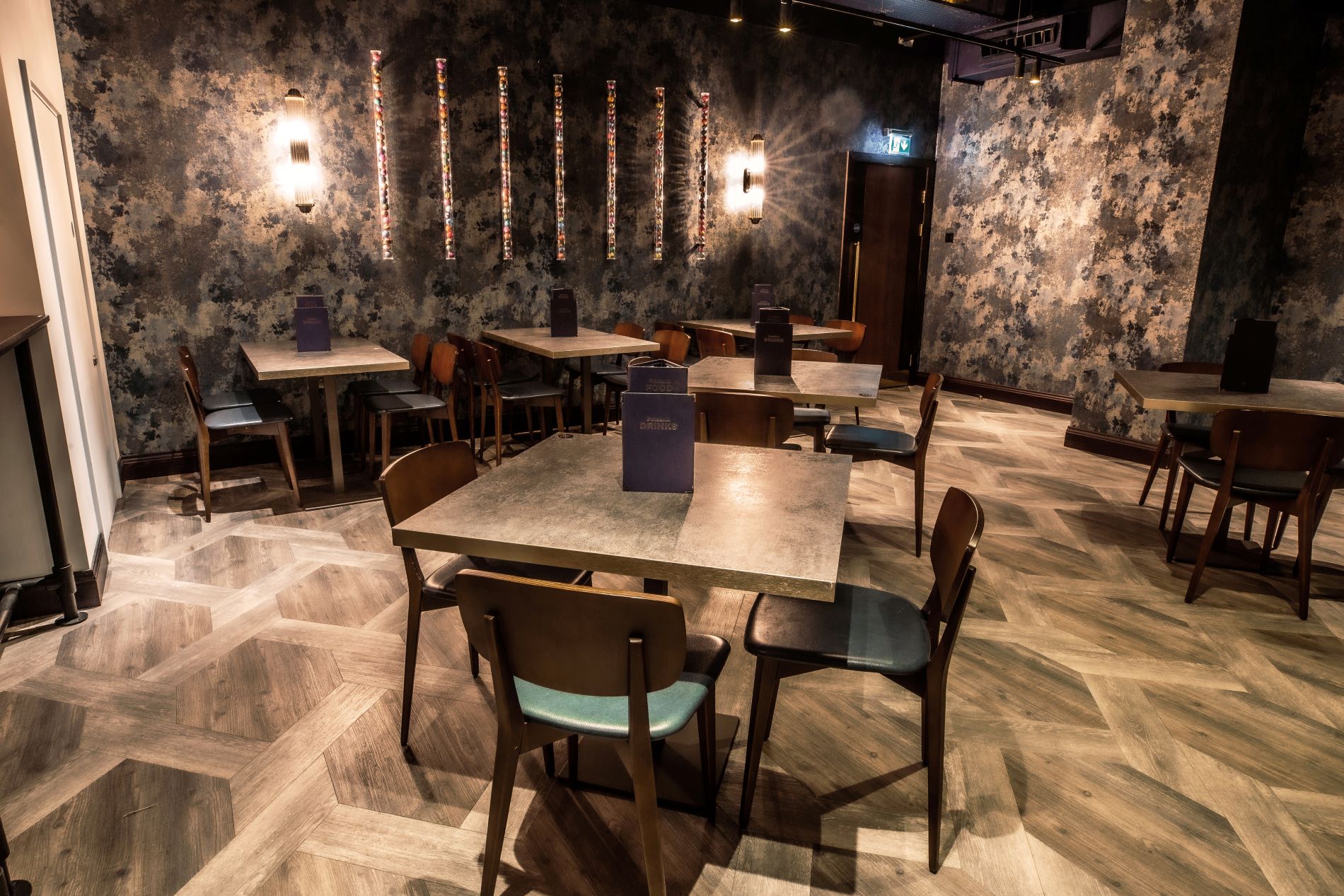 Topaz private room at Puttshack Watford, modern dining space for events and meetings.