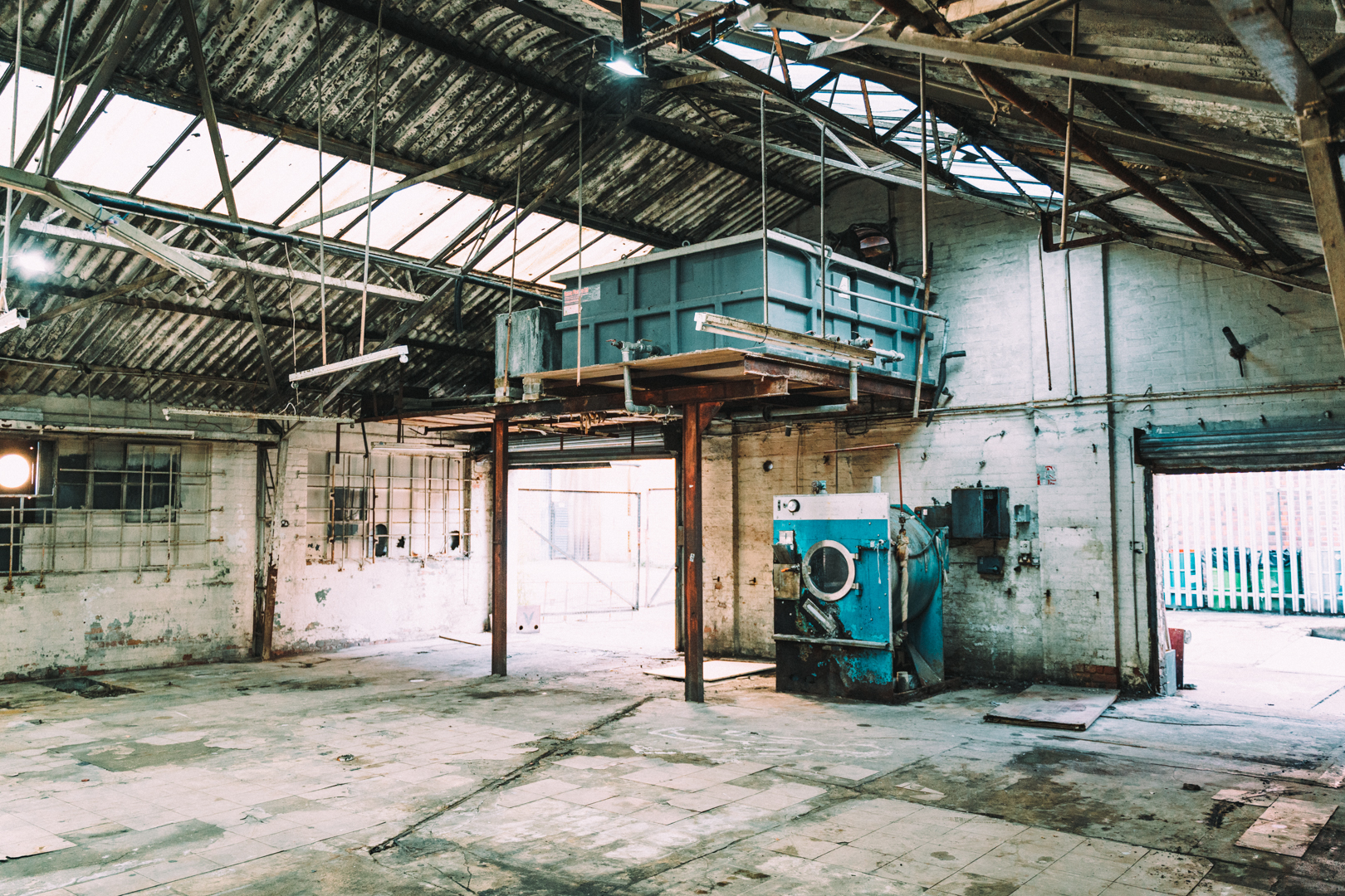 Unit 29 - pv4z1mgrpku.jpg