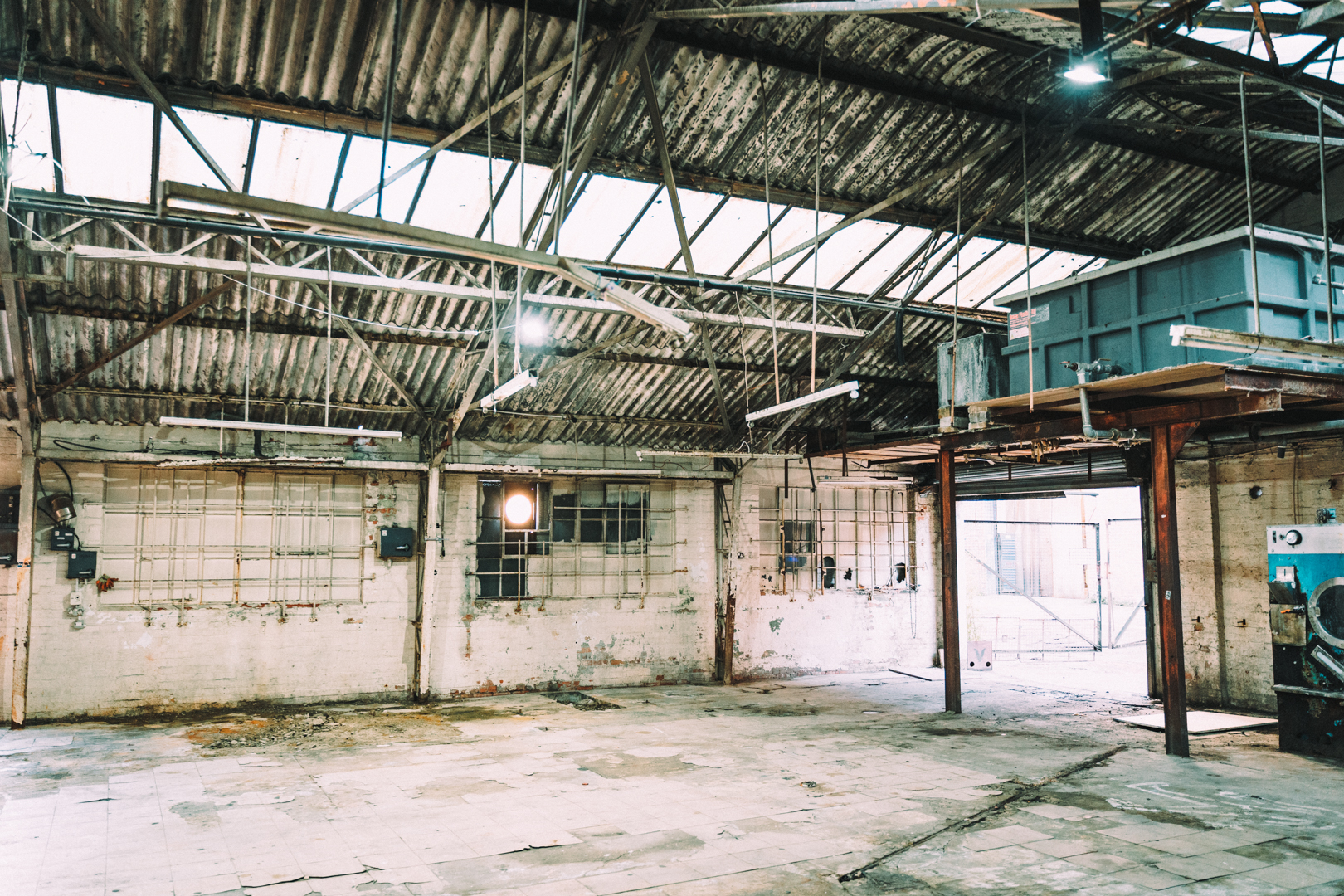 Unit 29 - ut0s4lv5azf.jpg