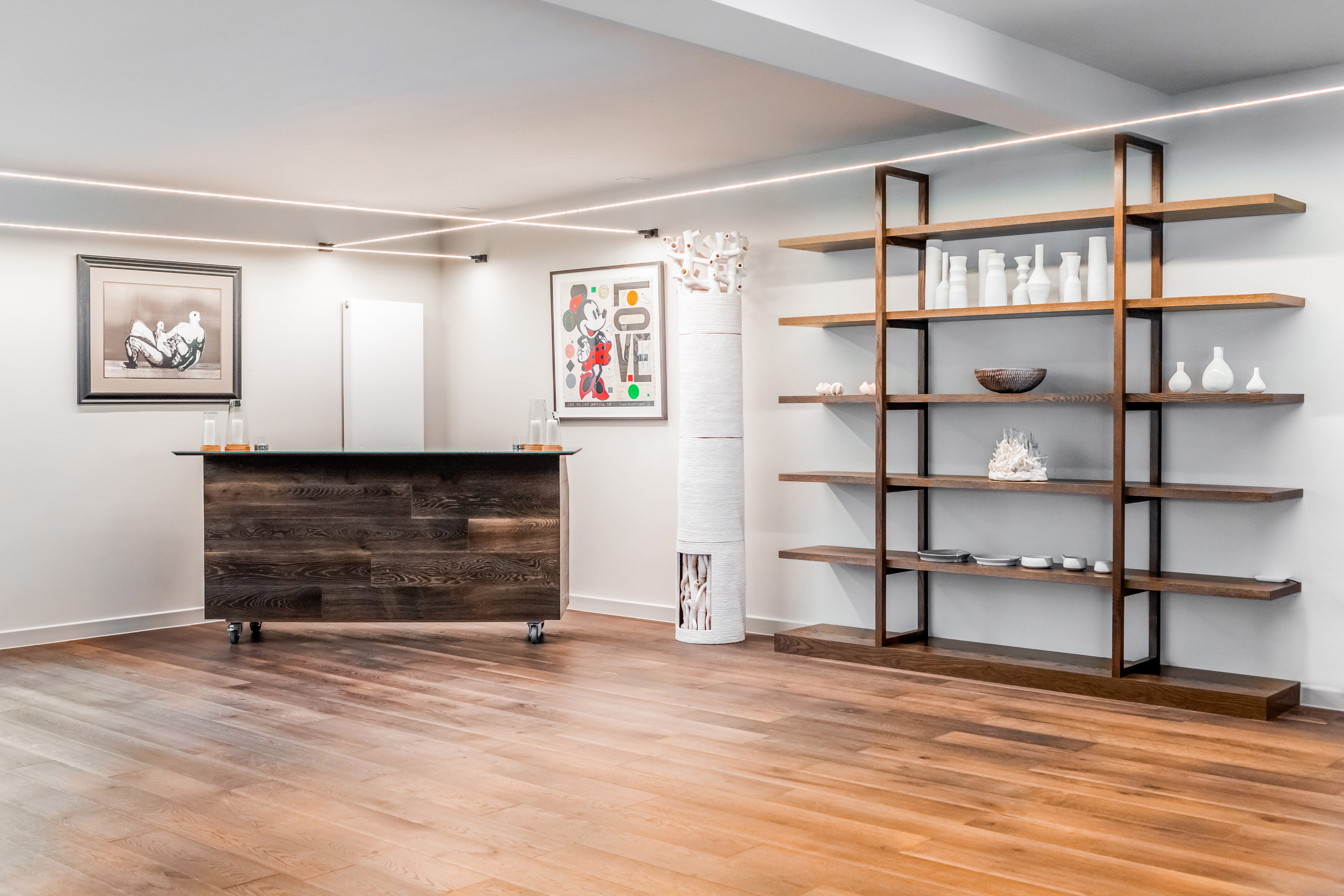 The V8 Room - tl4fiet5tvt.jpg